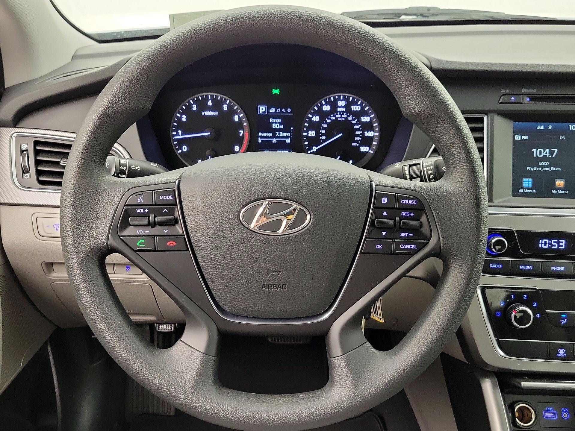 Thumbnail: 2017 Hyundai Sonata - 10