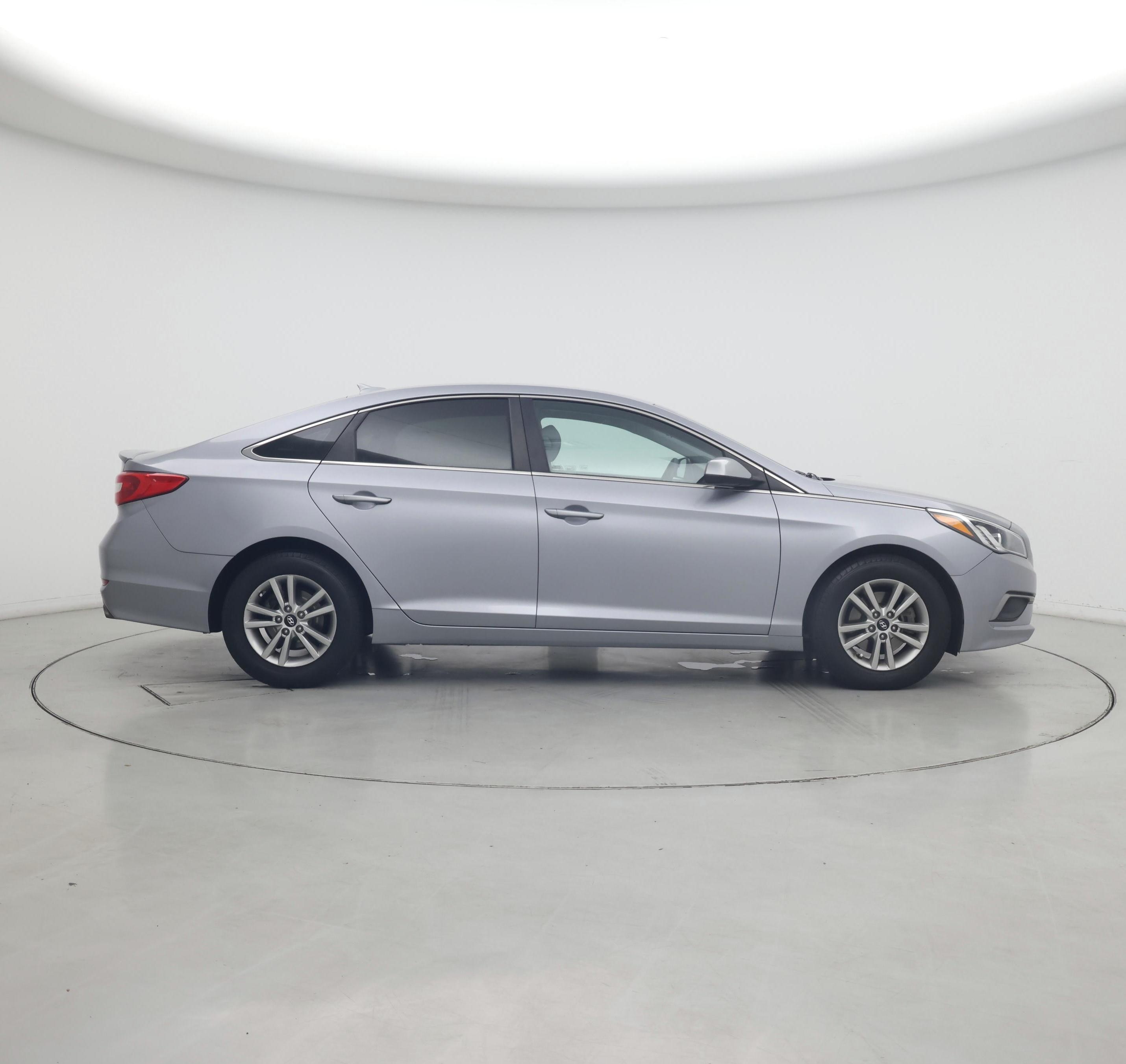 Thumbnail: 2017 Hyundai Sonata - 7