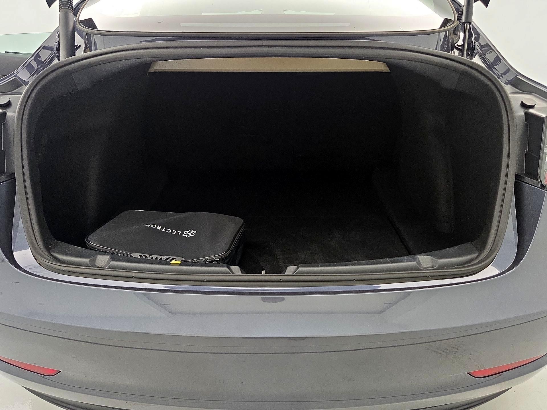 Thumbnail: 2023 Tesla Model 3 - 20