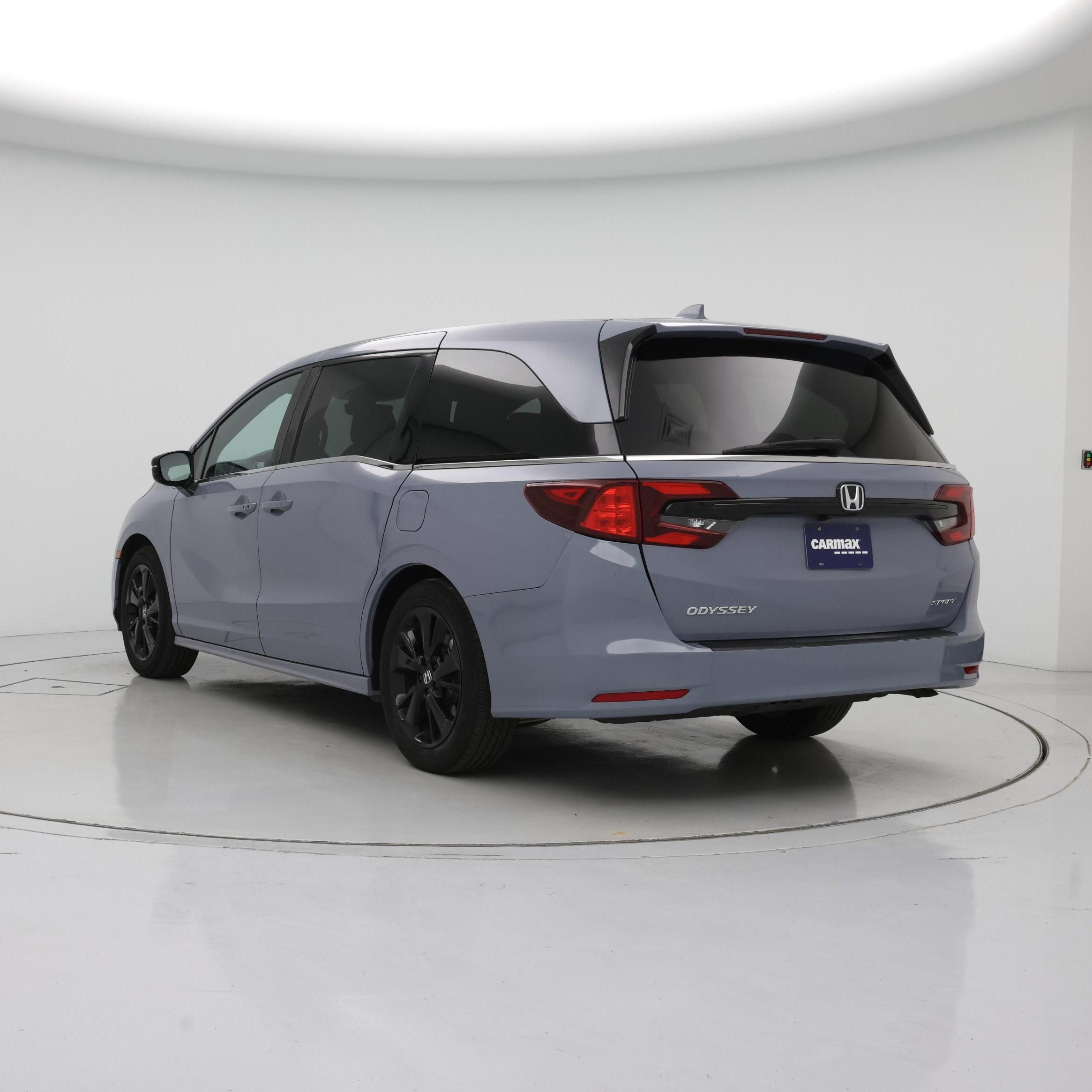 Thumbnail: 2023 Honda Odyssey - 2
