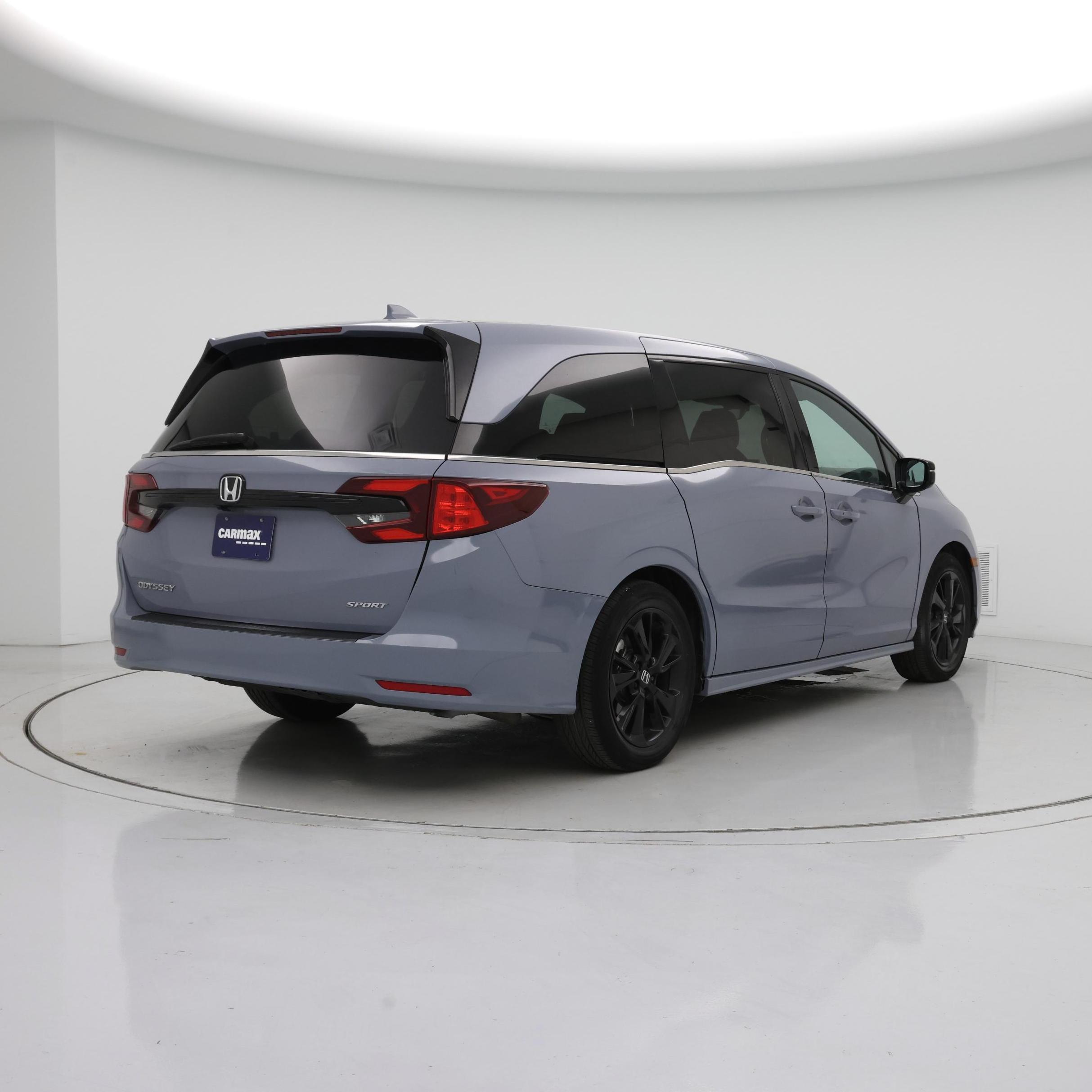 Thumbnail: 2023 Honda Odyssey - 8
