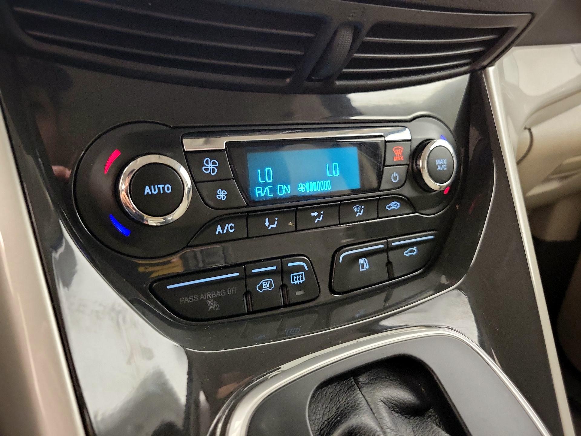 Thumbnail: 2016 Ford C-Max - 17