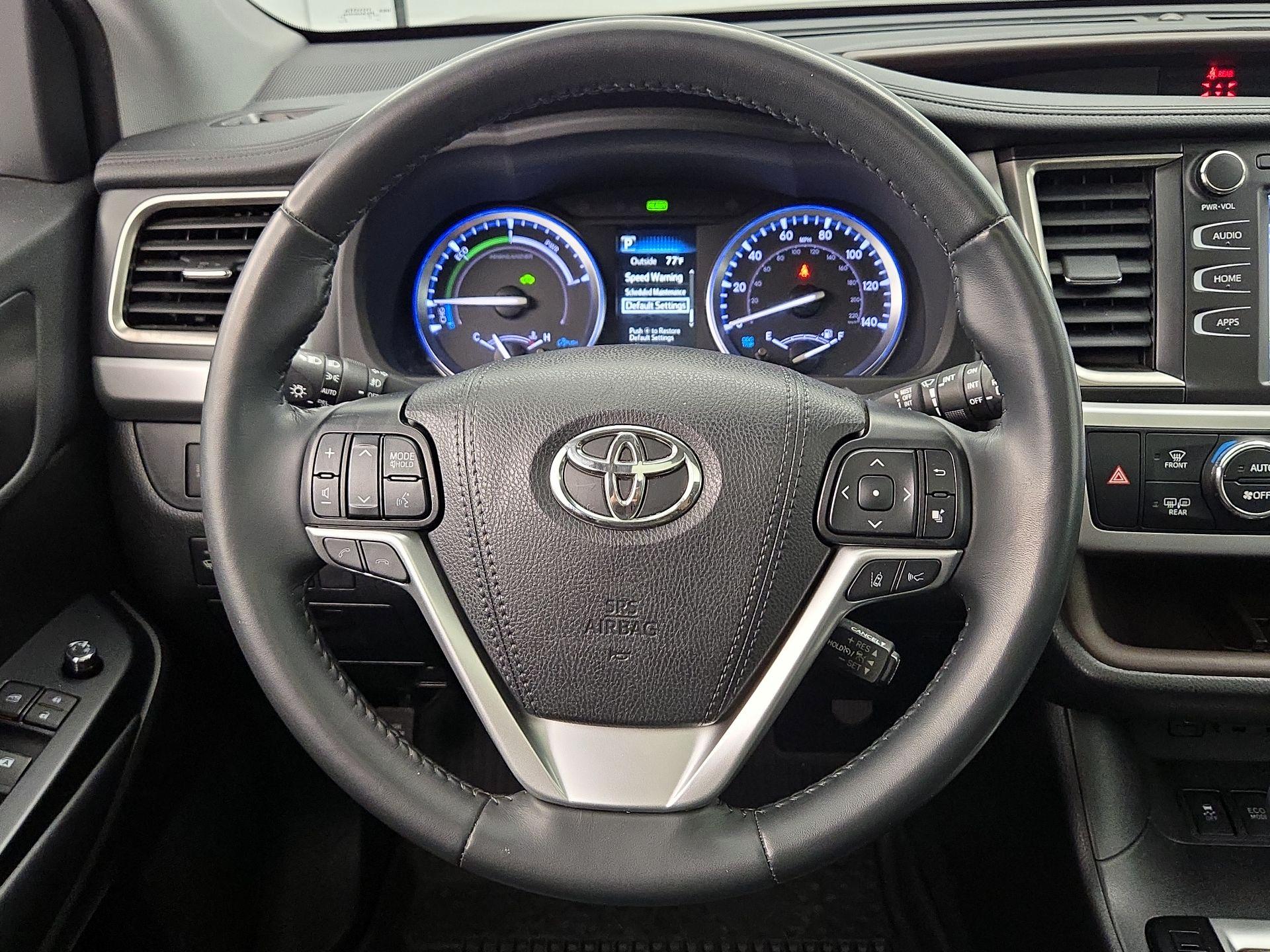 Thumbnail: 2019 Toyota Highlander - 10