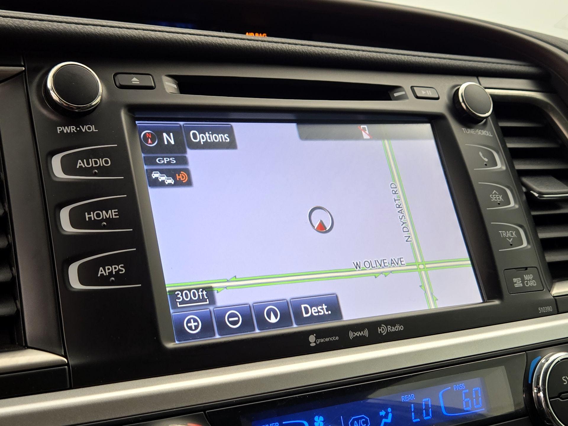 Thumbnail: 2019 Toyota Highlander - 14