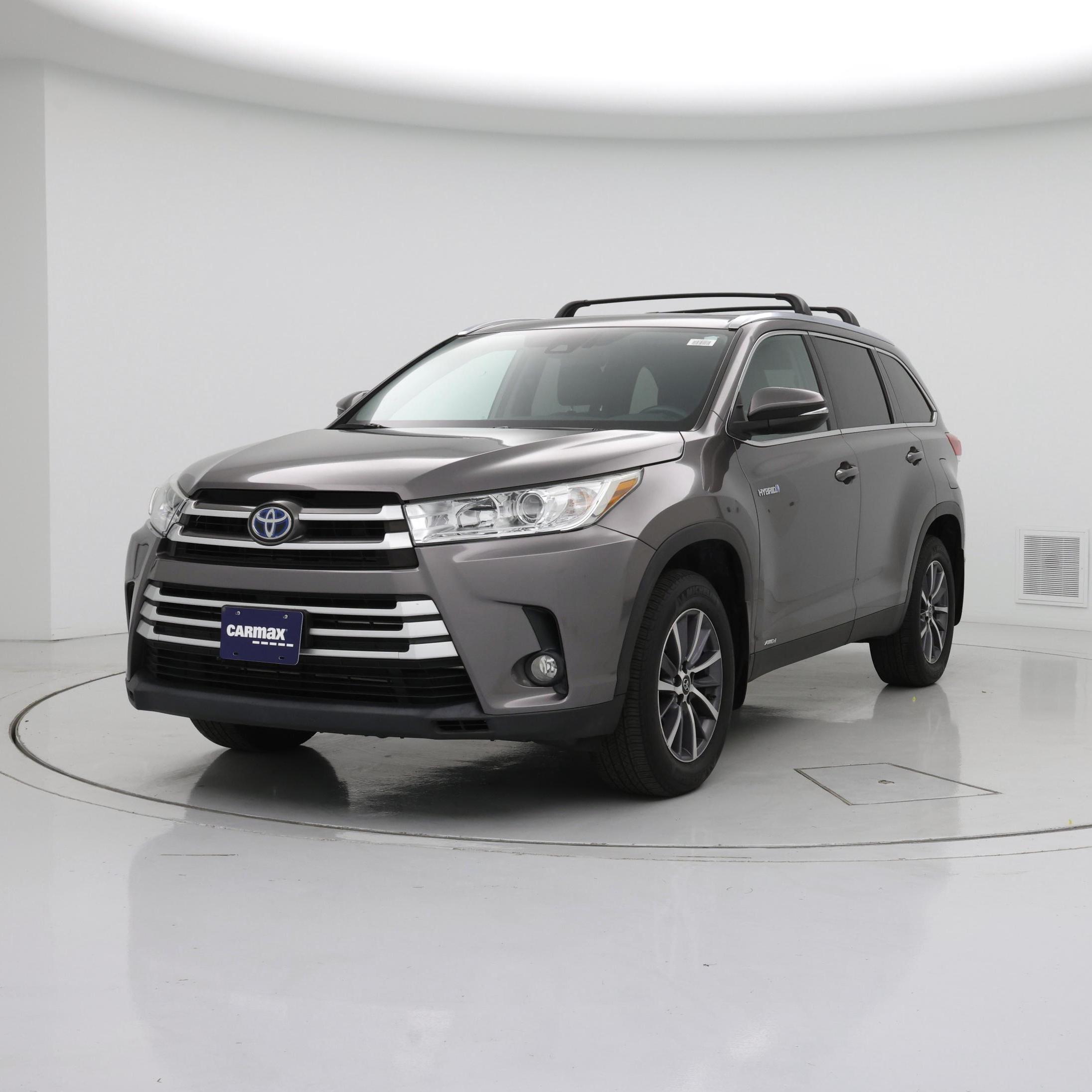Thumbnail: 2019 Toyota Highlander - 4