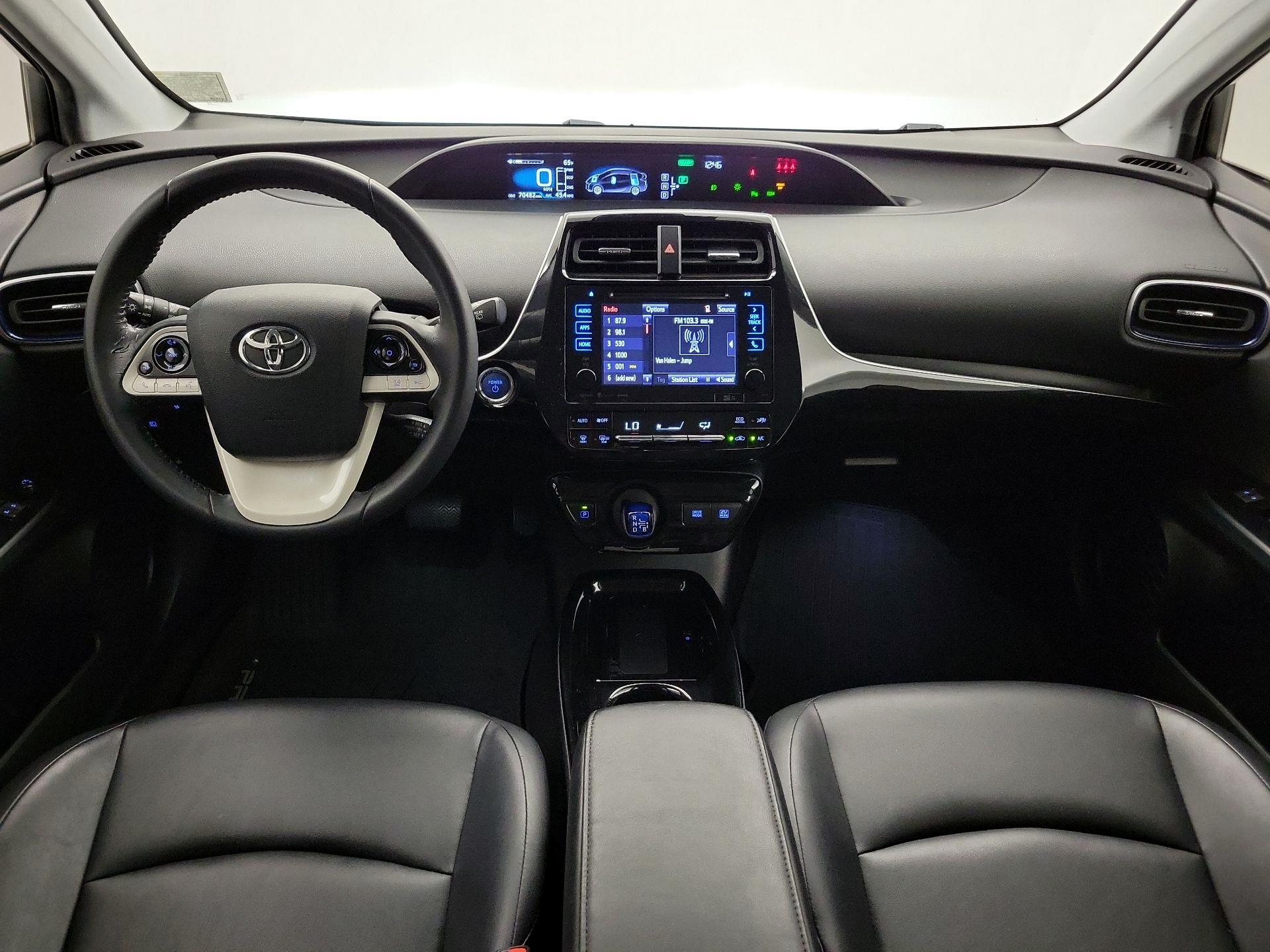 Thumbnail: 2018 Toyota Prius - 9