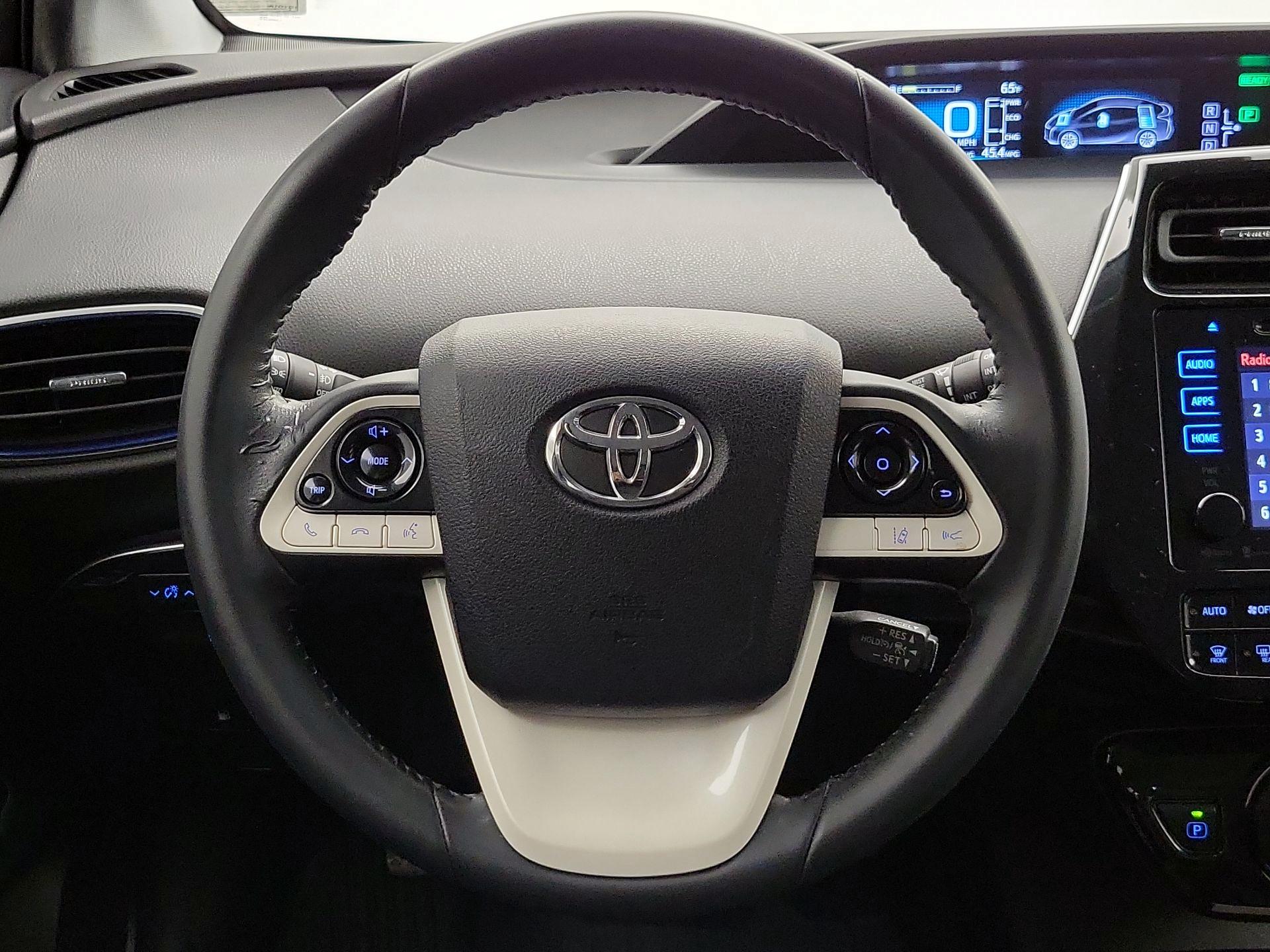 Thumbnail: 2018 Toyota Prius - 10