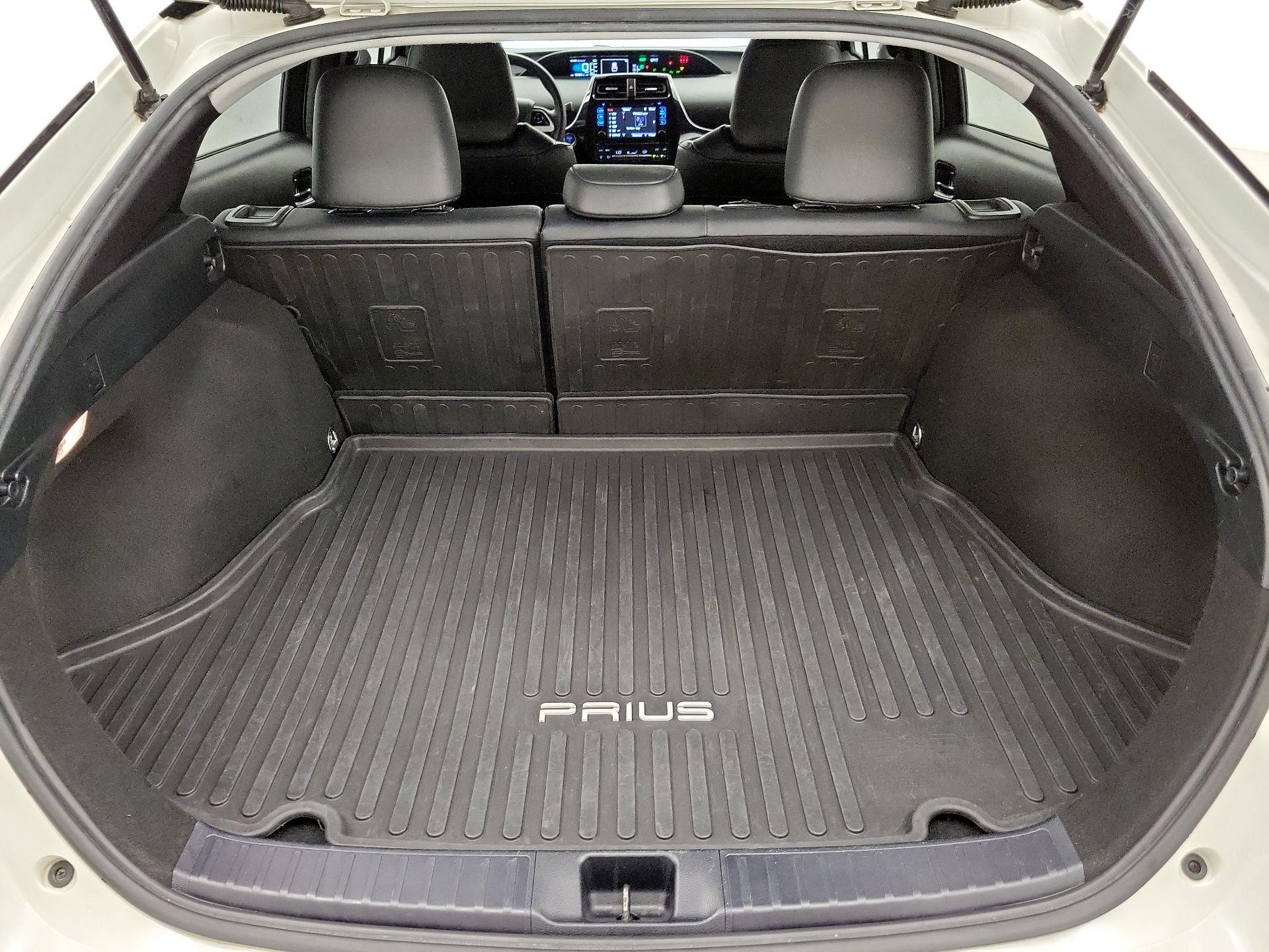 Thumbnail: 2018 Toyota Prius - 20