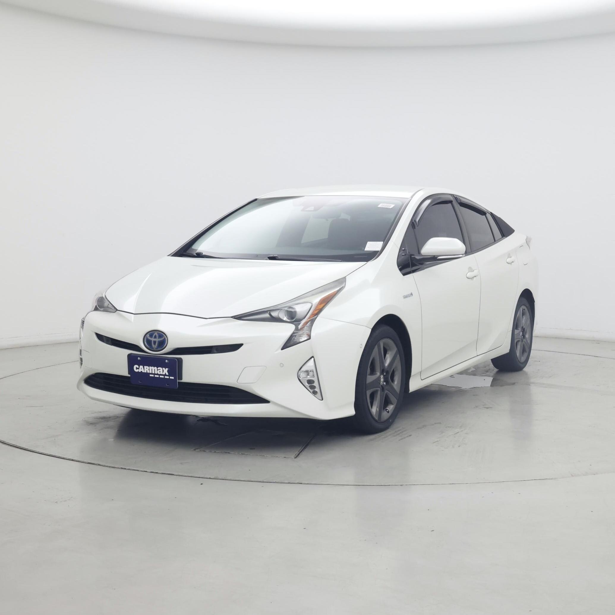 Thumbnail: 2018 Toyota Prius - 4