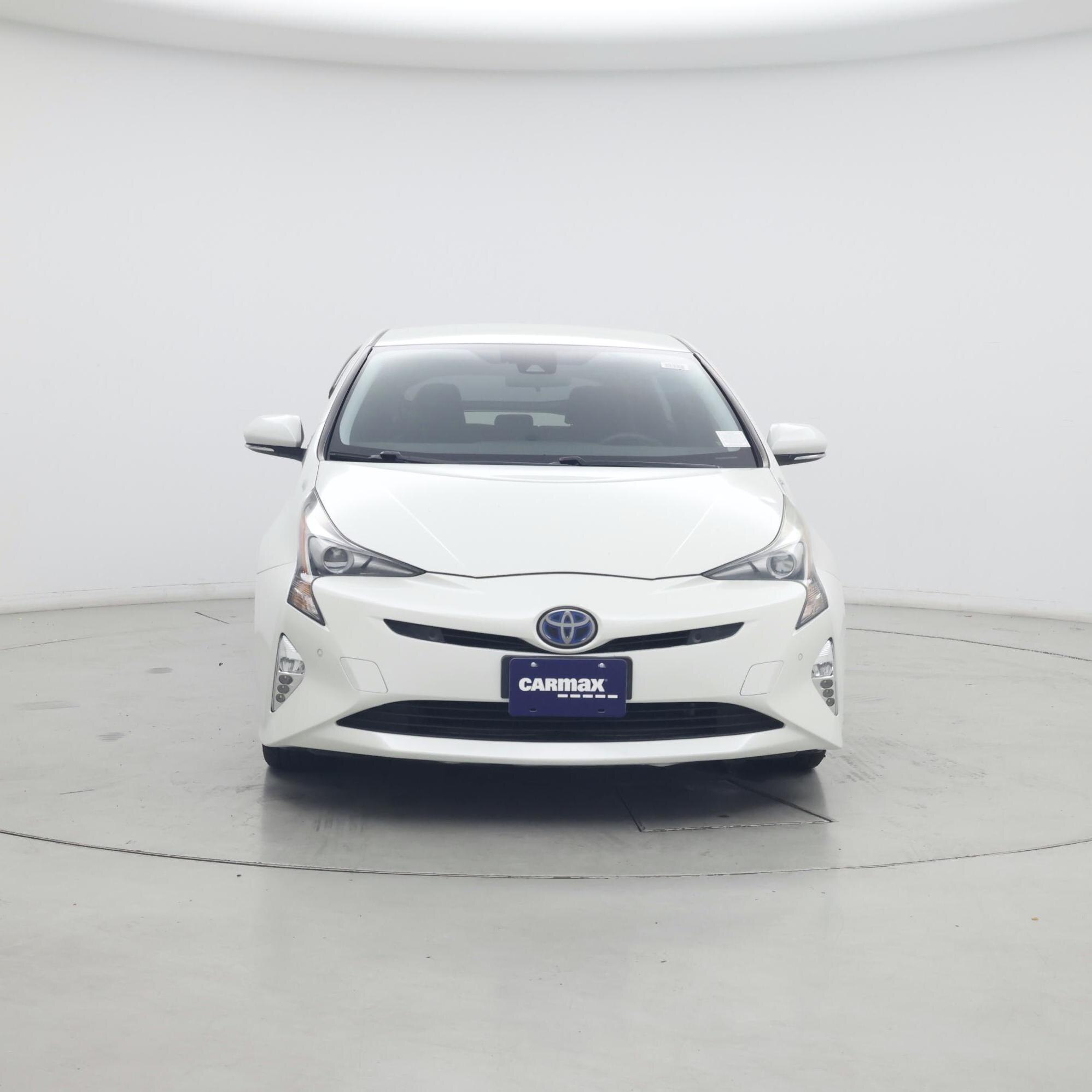 Thumbnail: 2018 Toyota Prius - 5