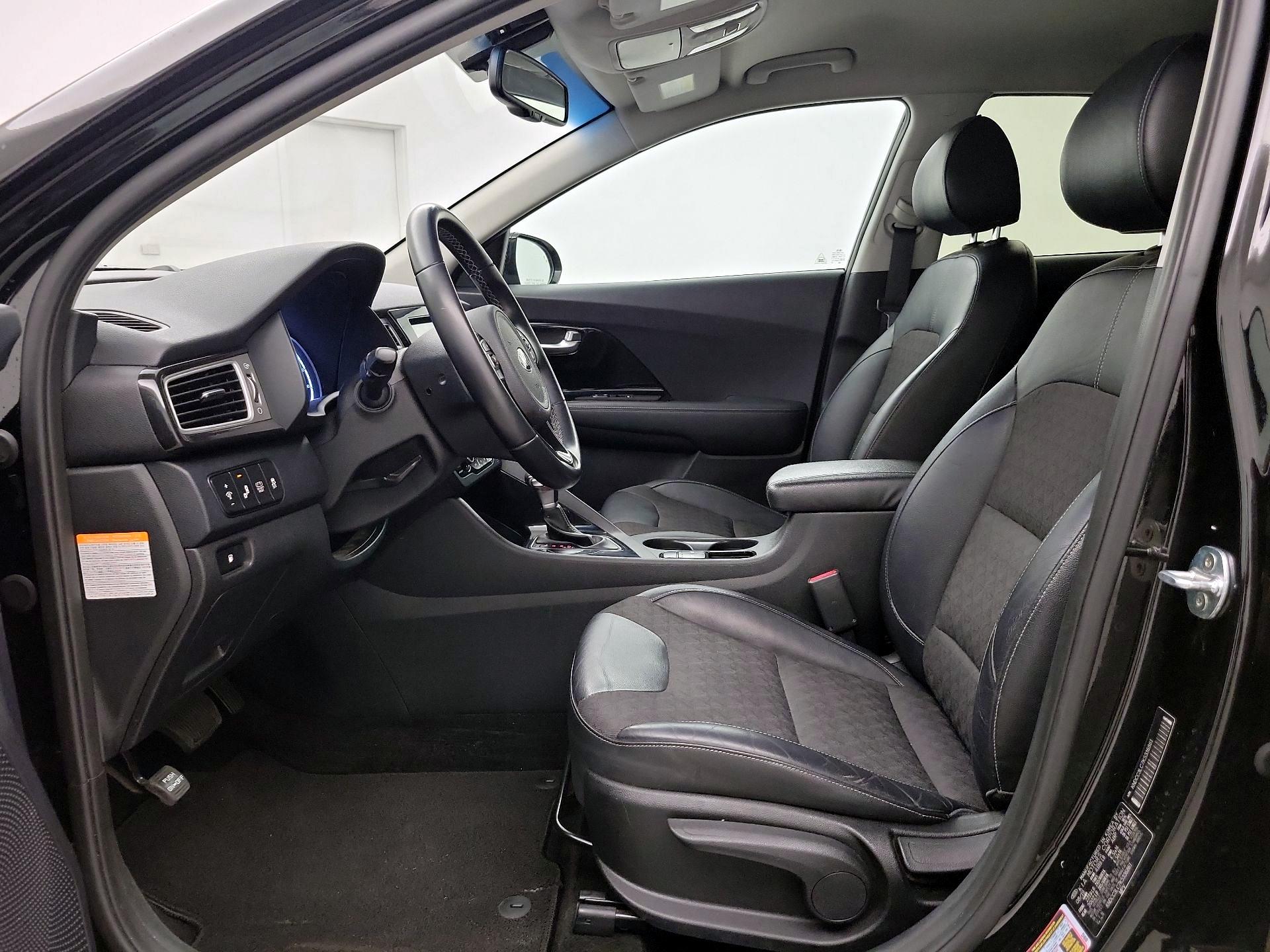 Thumbnail: 2019 Kia Niro - 11