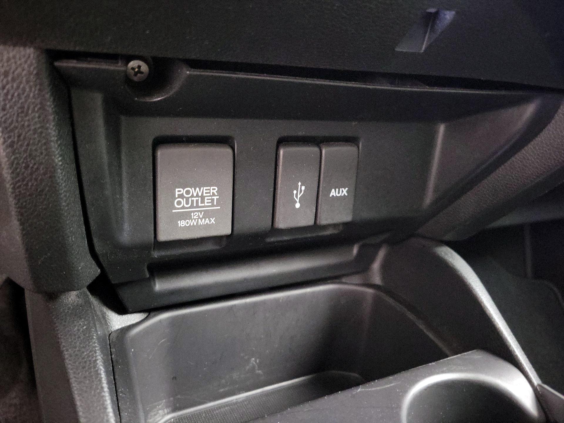 Thumbnail: 2017 Honda Fit - 18