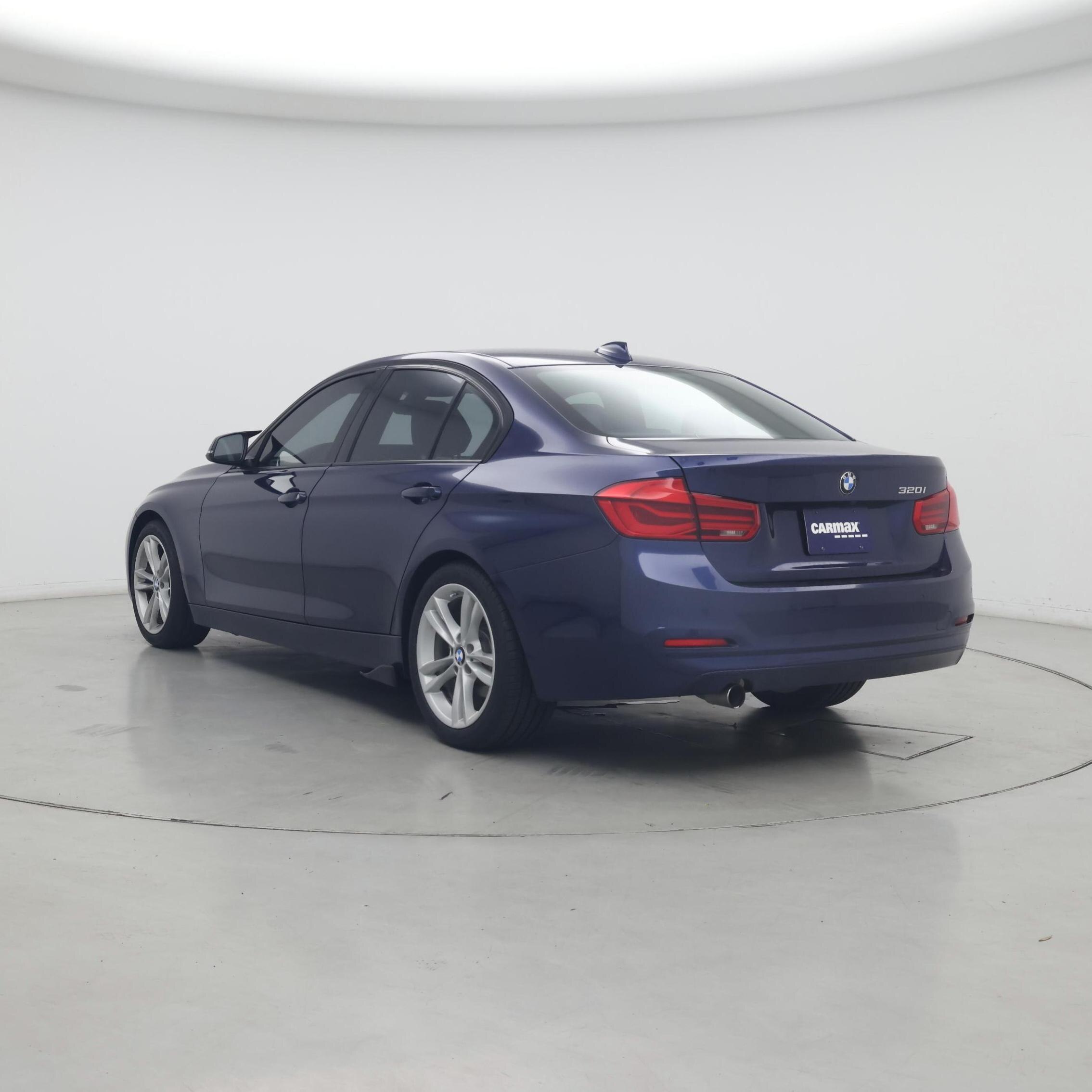 Thumbnail: 2017 BMW 3 Series - 2