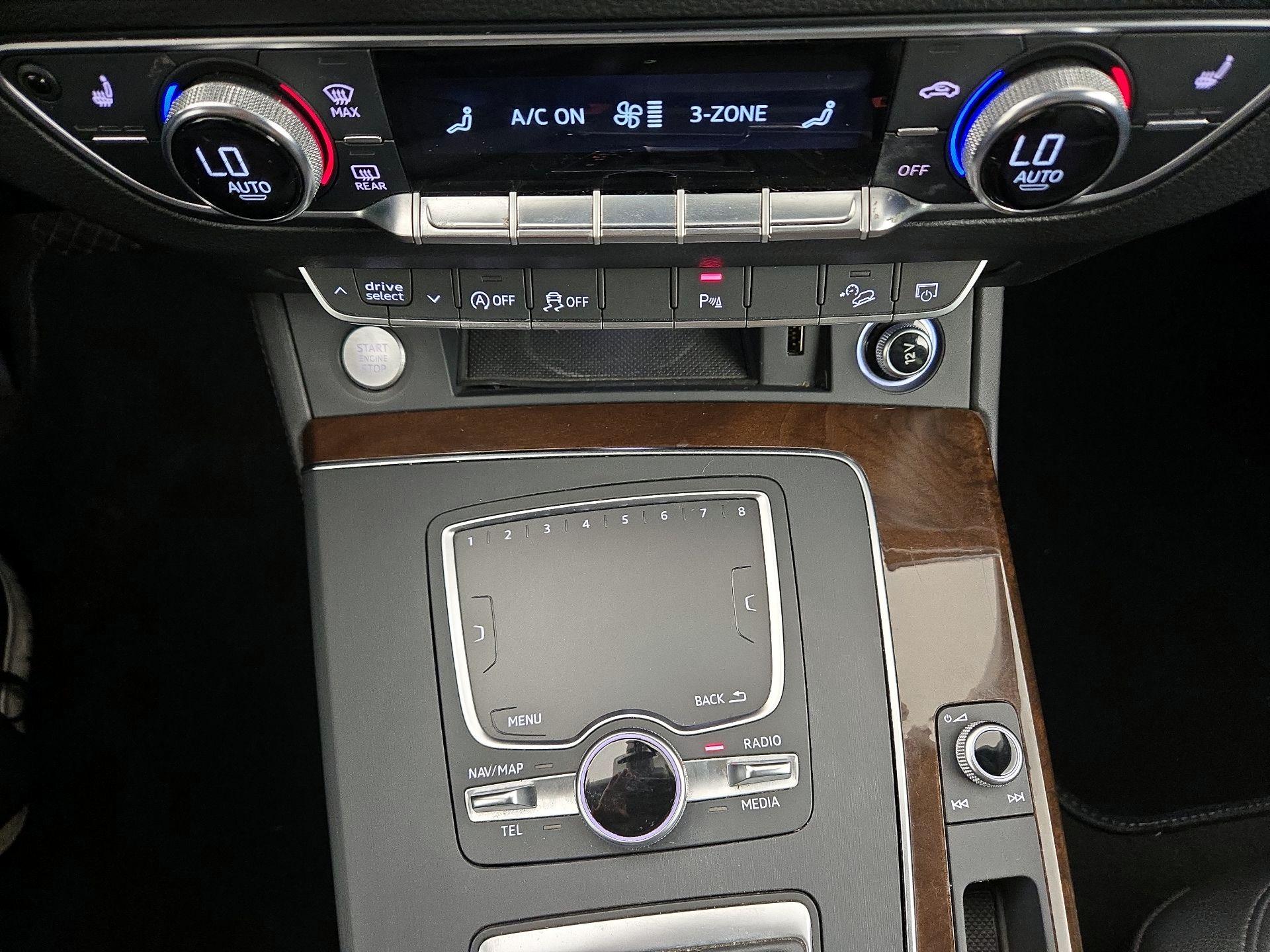 Thumbnail: 2019 Audi Q5 - 17