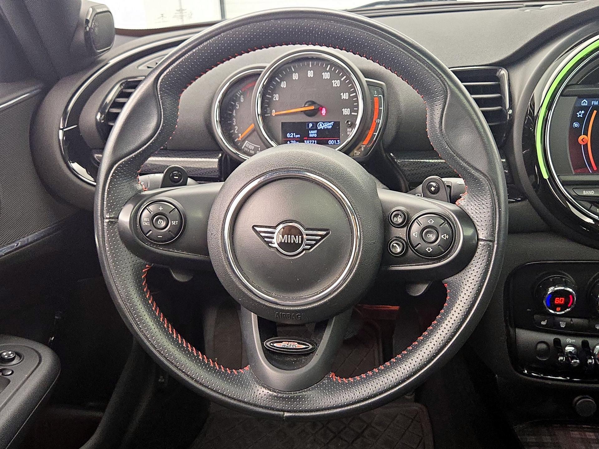 Thumbnail: 2020 MINI Cooper Clubman - 10