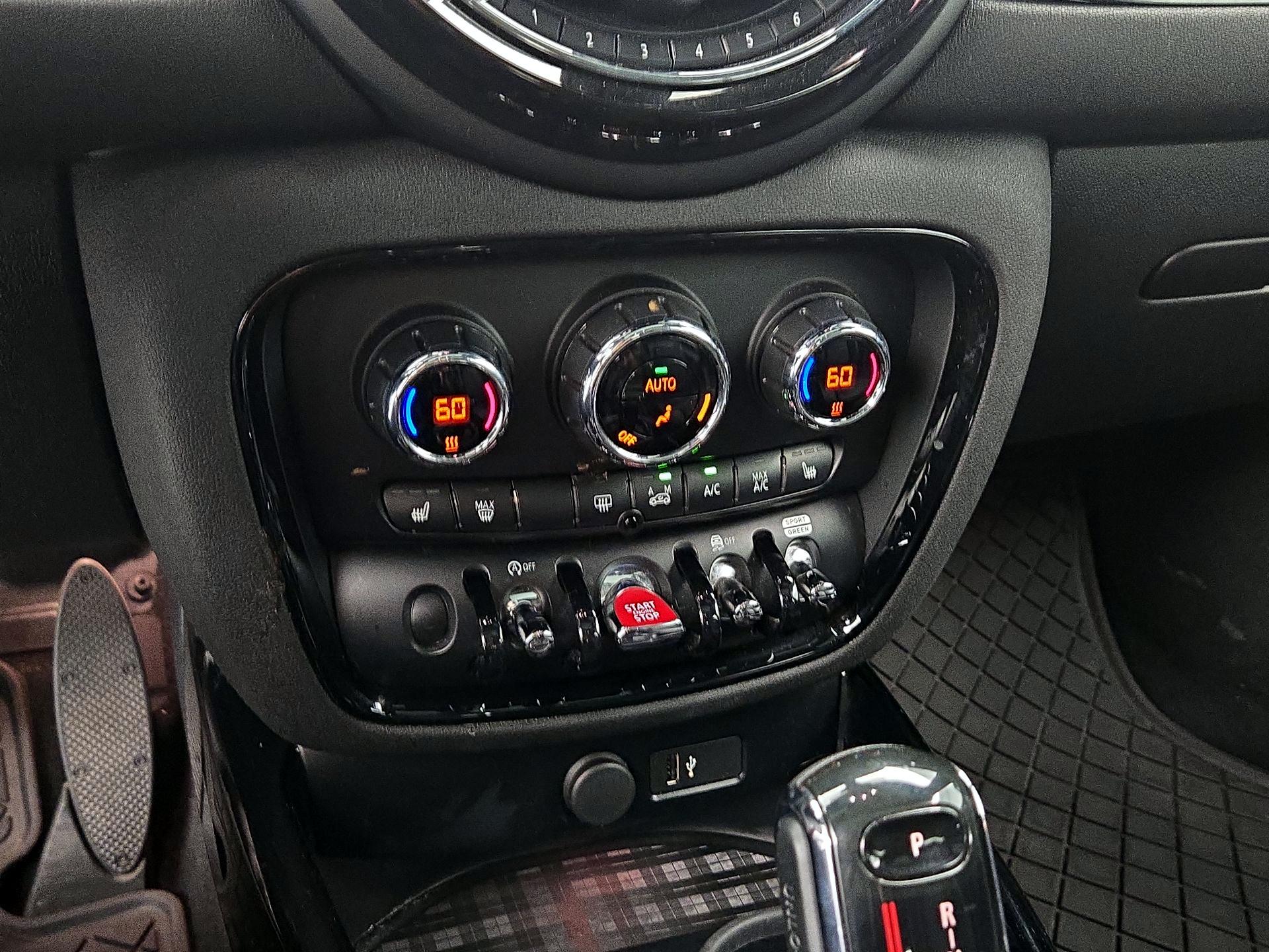 Thumbnail: 2020 MINI Cooper Clubman - 16