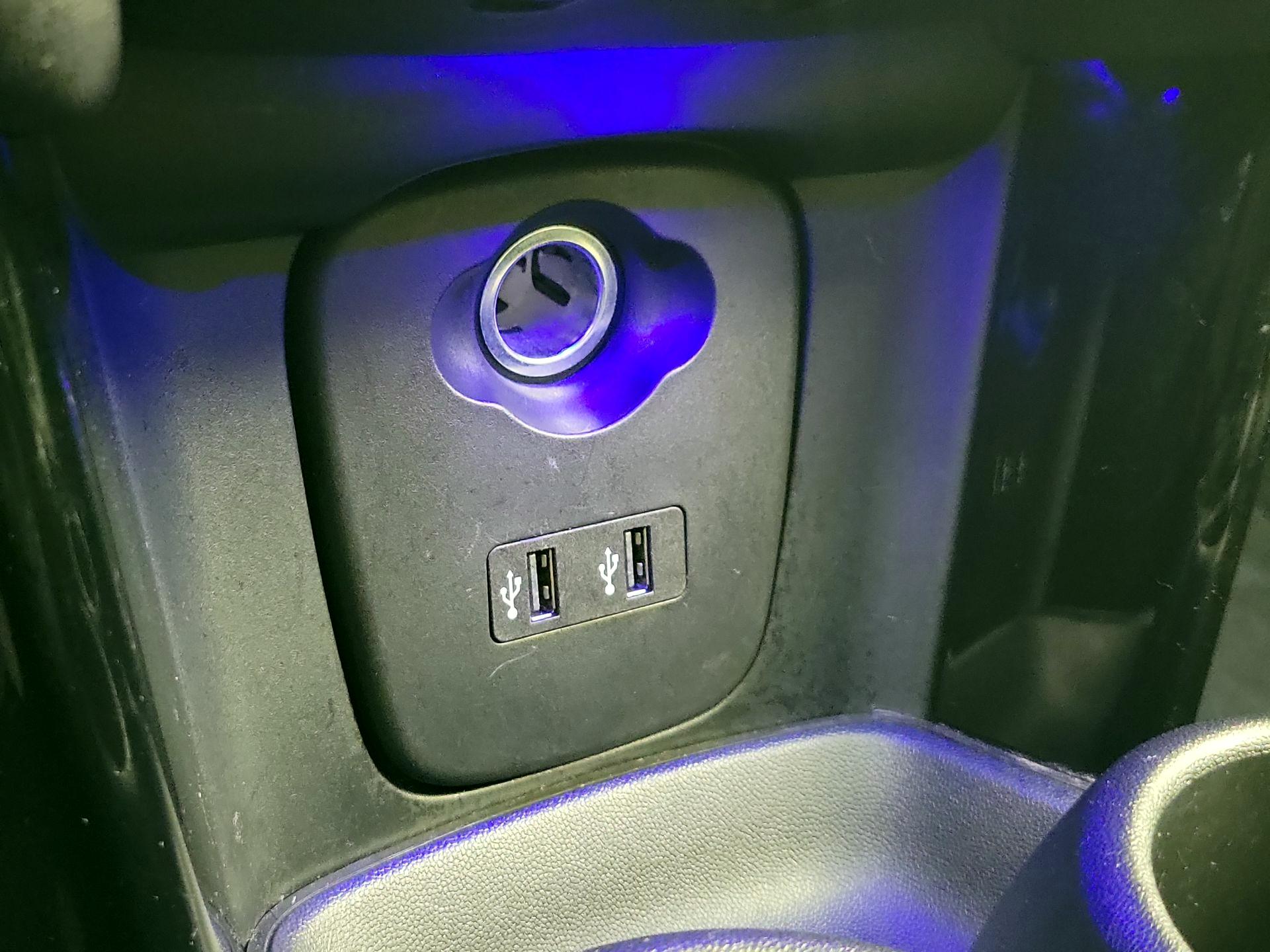 Thumbnail: 2019 MINI Cooper Hardtop - 18