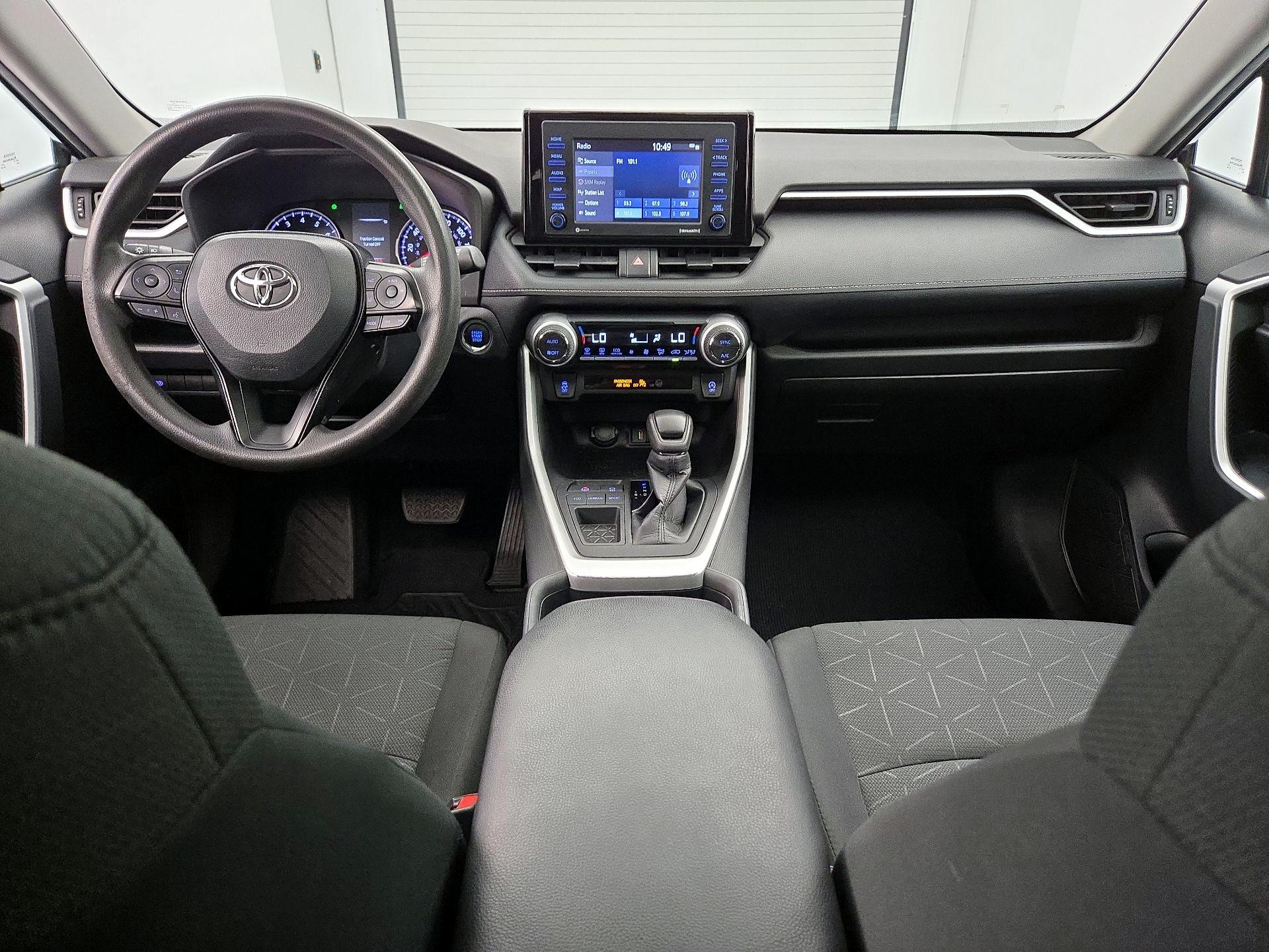 Thumbnail: 2021 Toyota RAV4 - 9