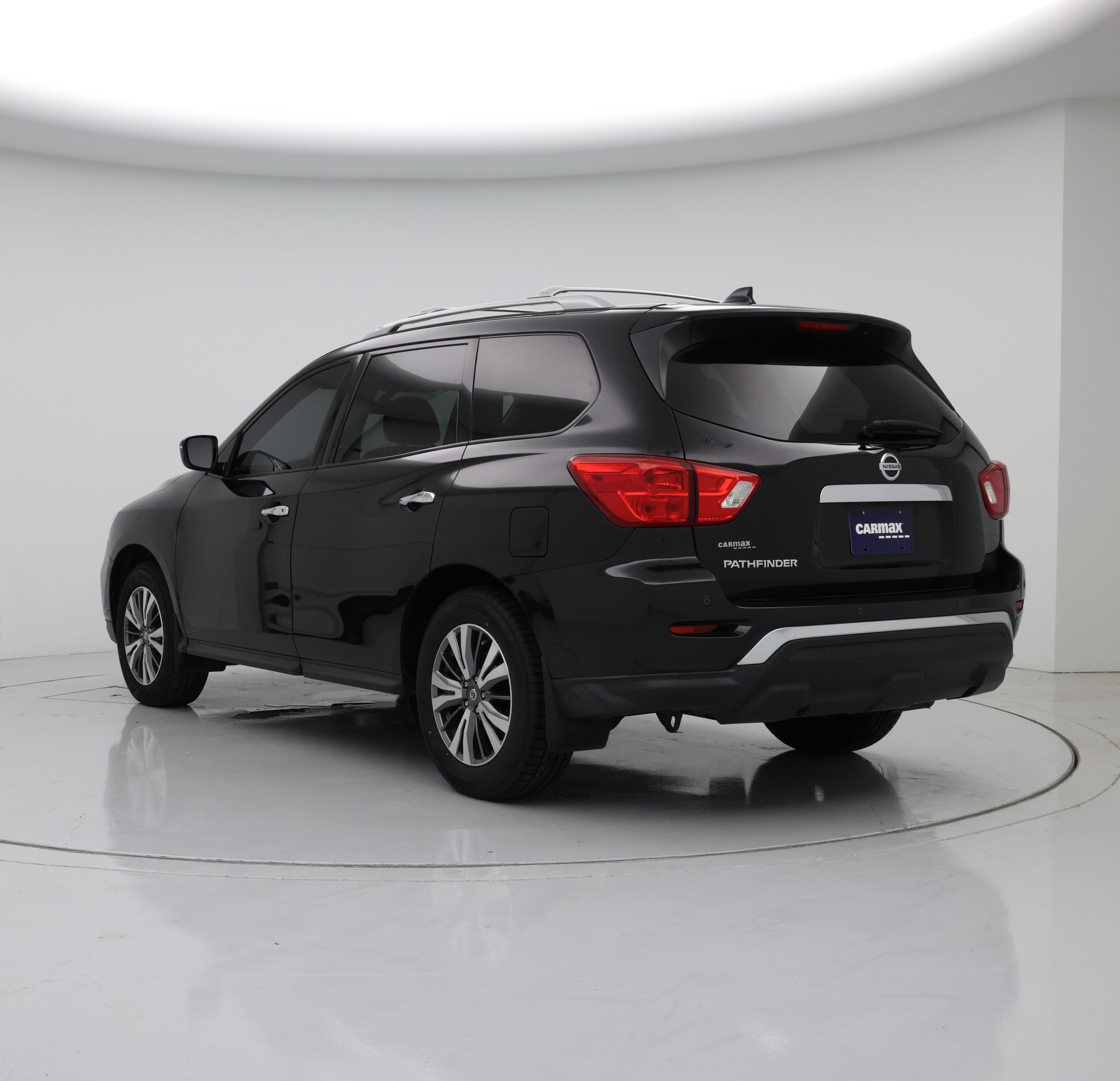 Thumbnail: 2020 Nissan Pathfinder - 2