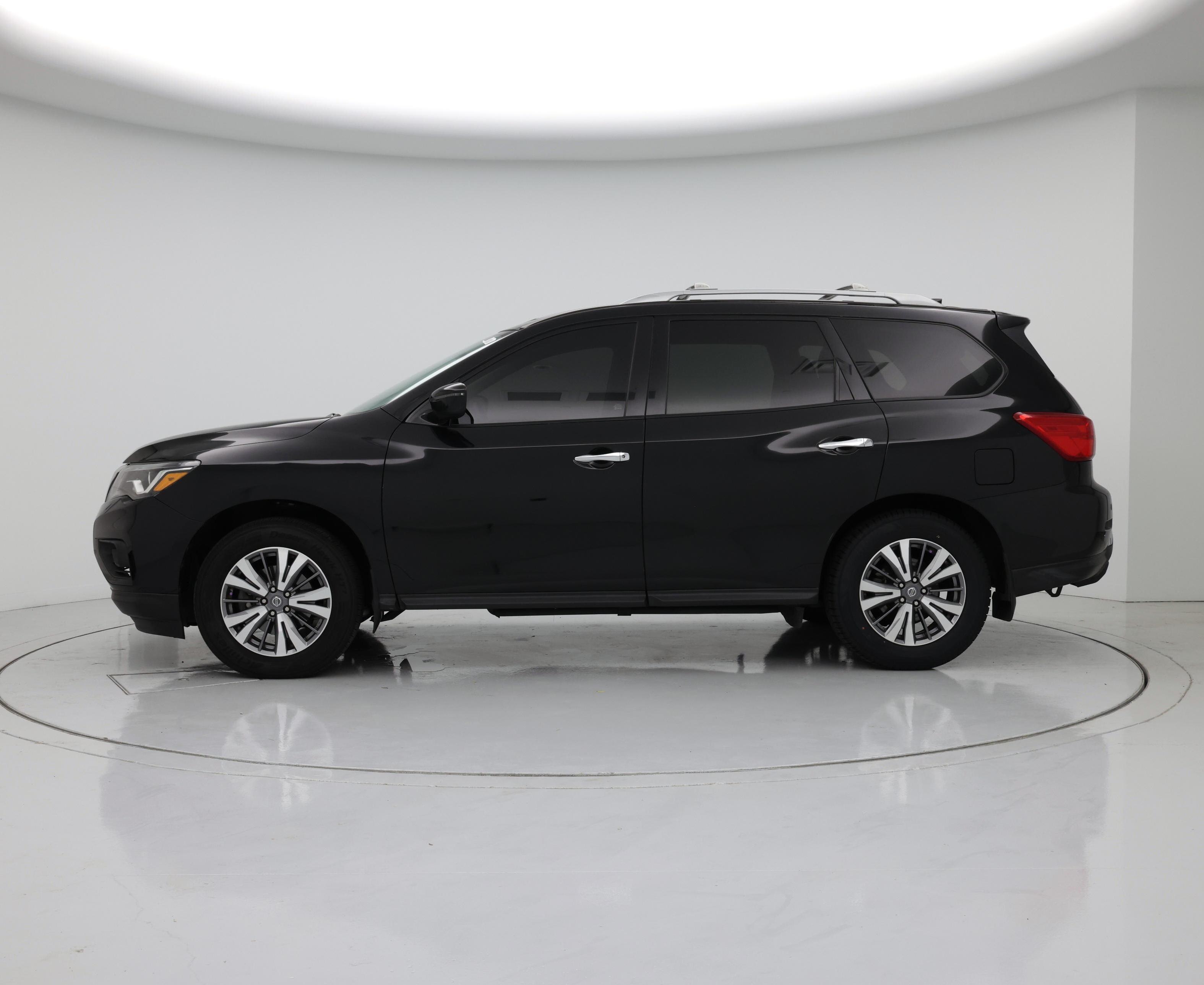 Thumbnail: 2020 Nissan Pathfinder - 3
