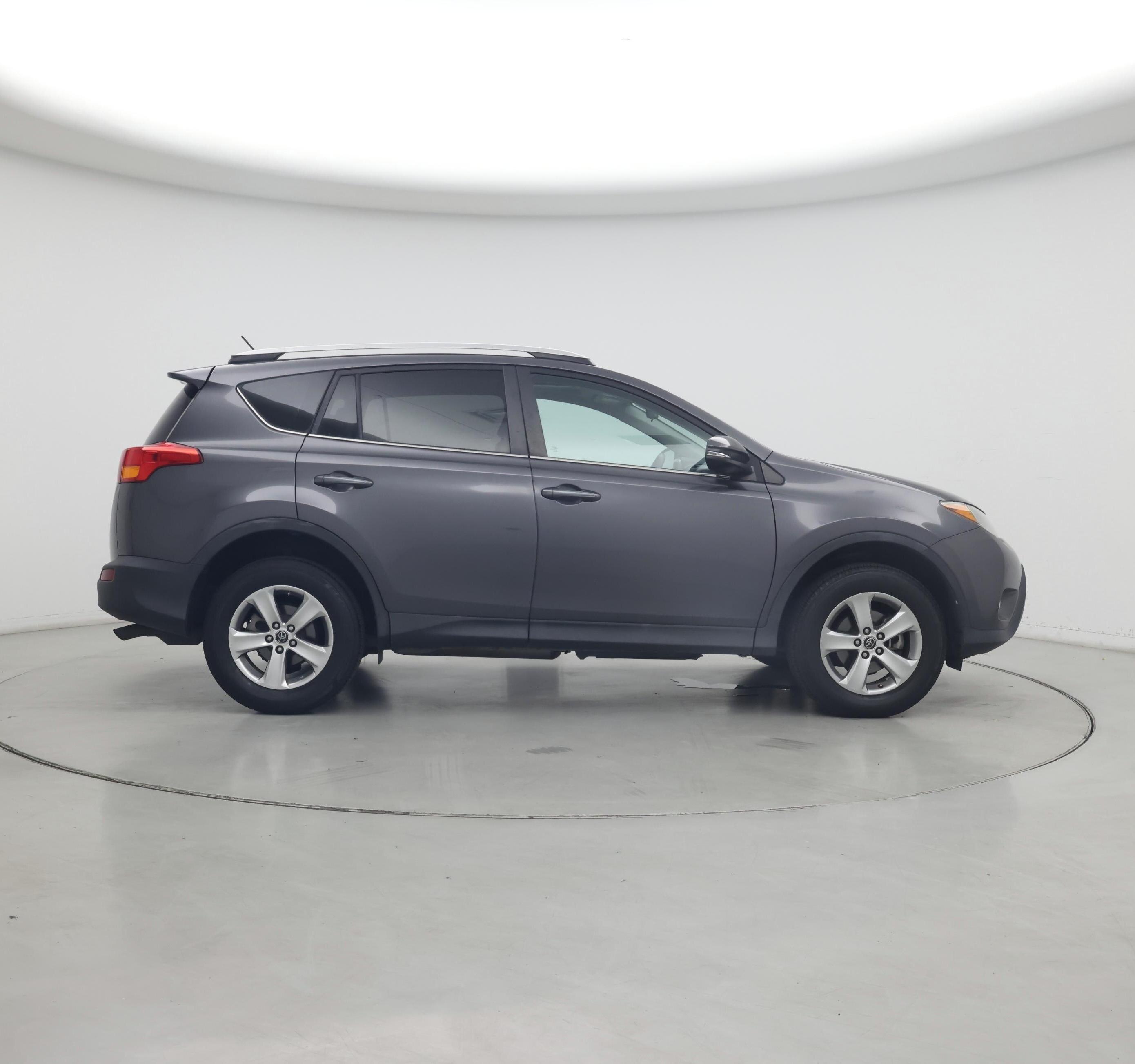 Thumbnail: 2015 Toyota RAV4 - 7