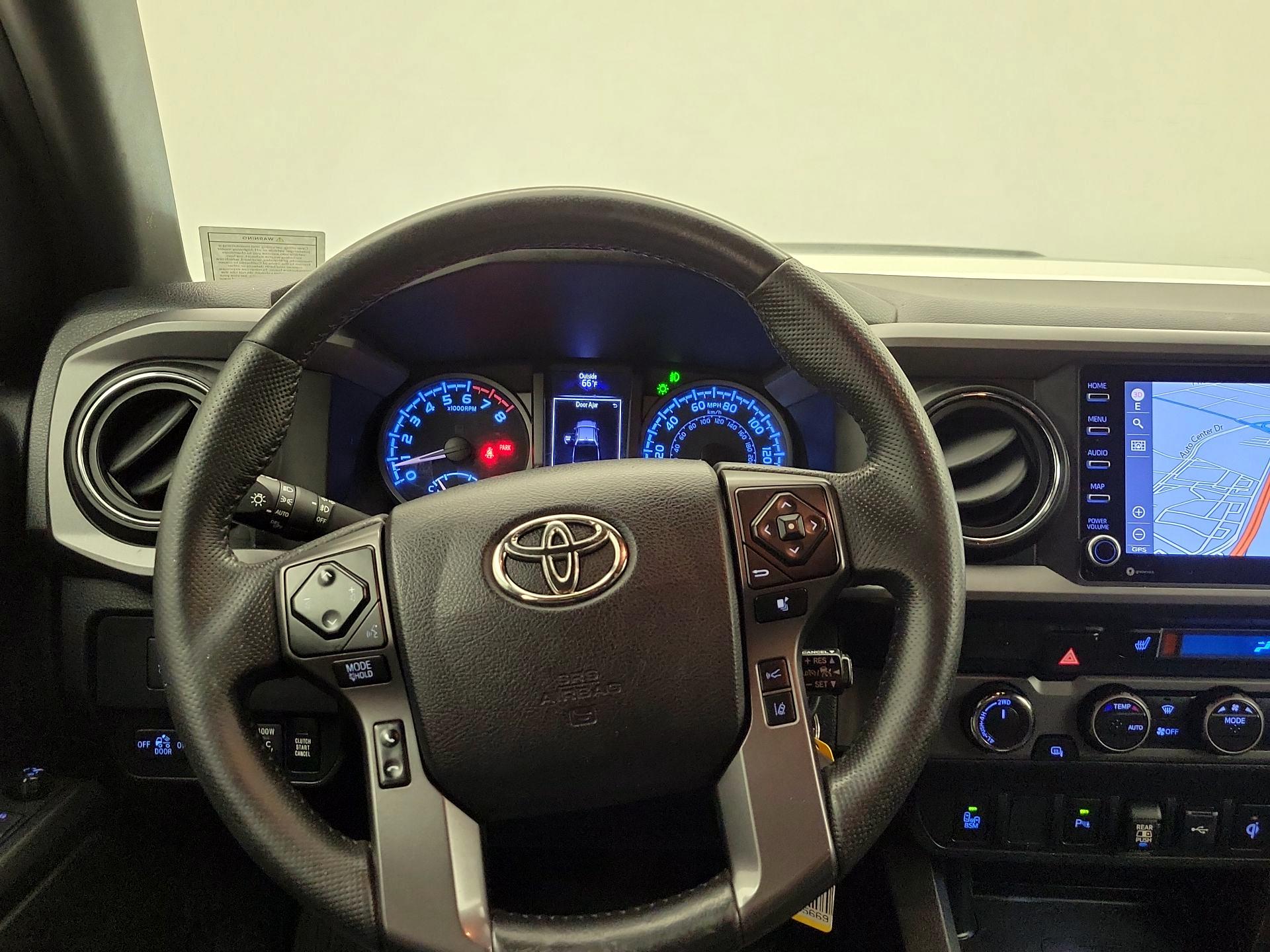 Thumbnail: 2021 Toyota Tacoma - 10