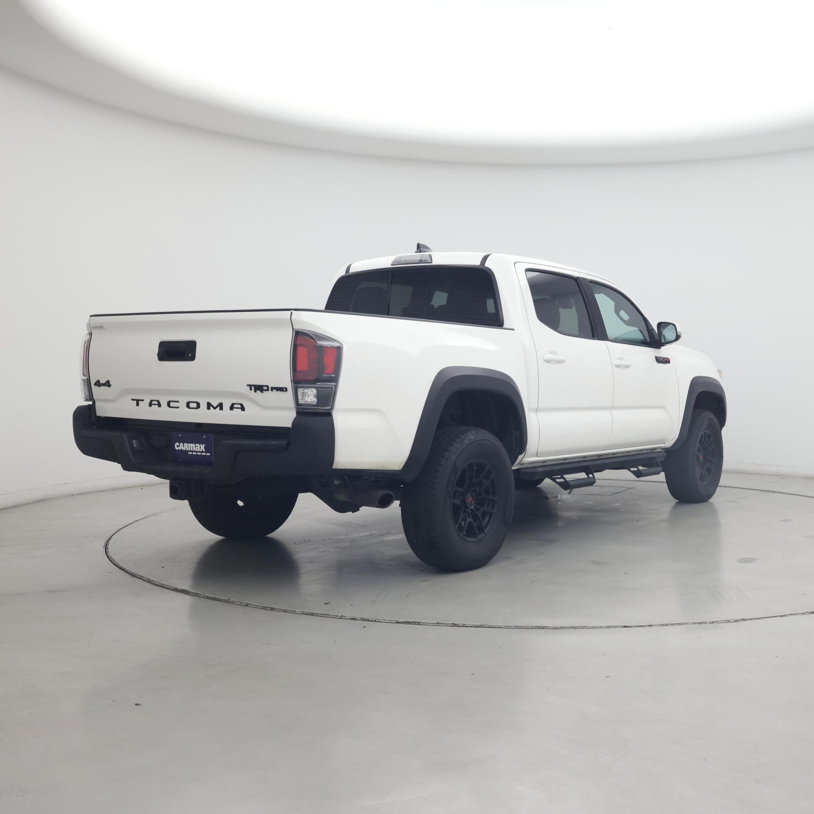 Thumbnail: 2021 Toyota Tacoma - 8