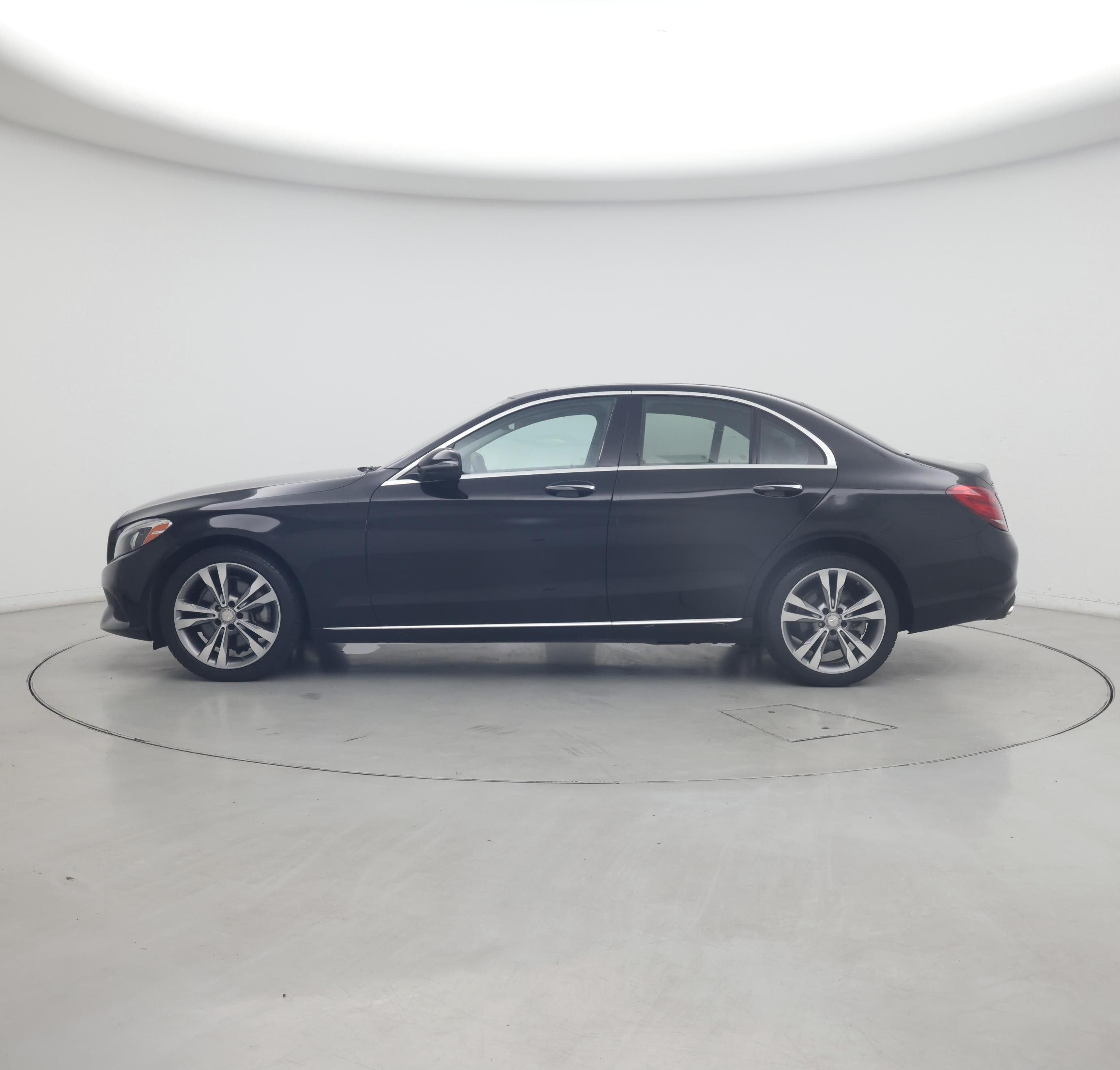 Thumbnail: 2017 Mercedes-Benz C-Class - 3