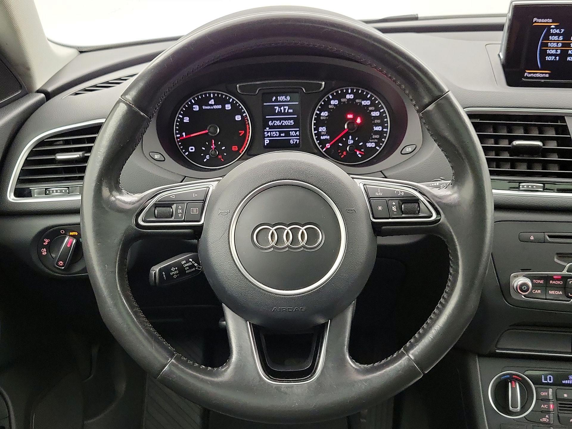 Thumbnail: 2016 Audi Q3 - 10