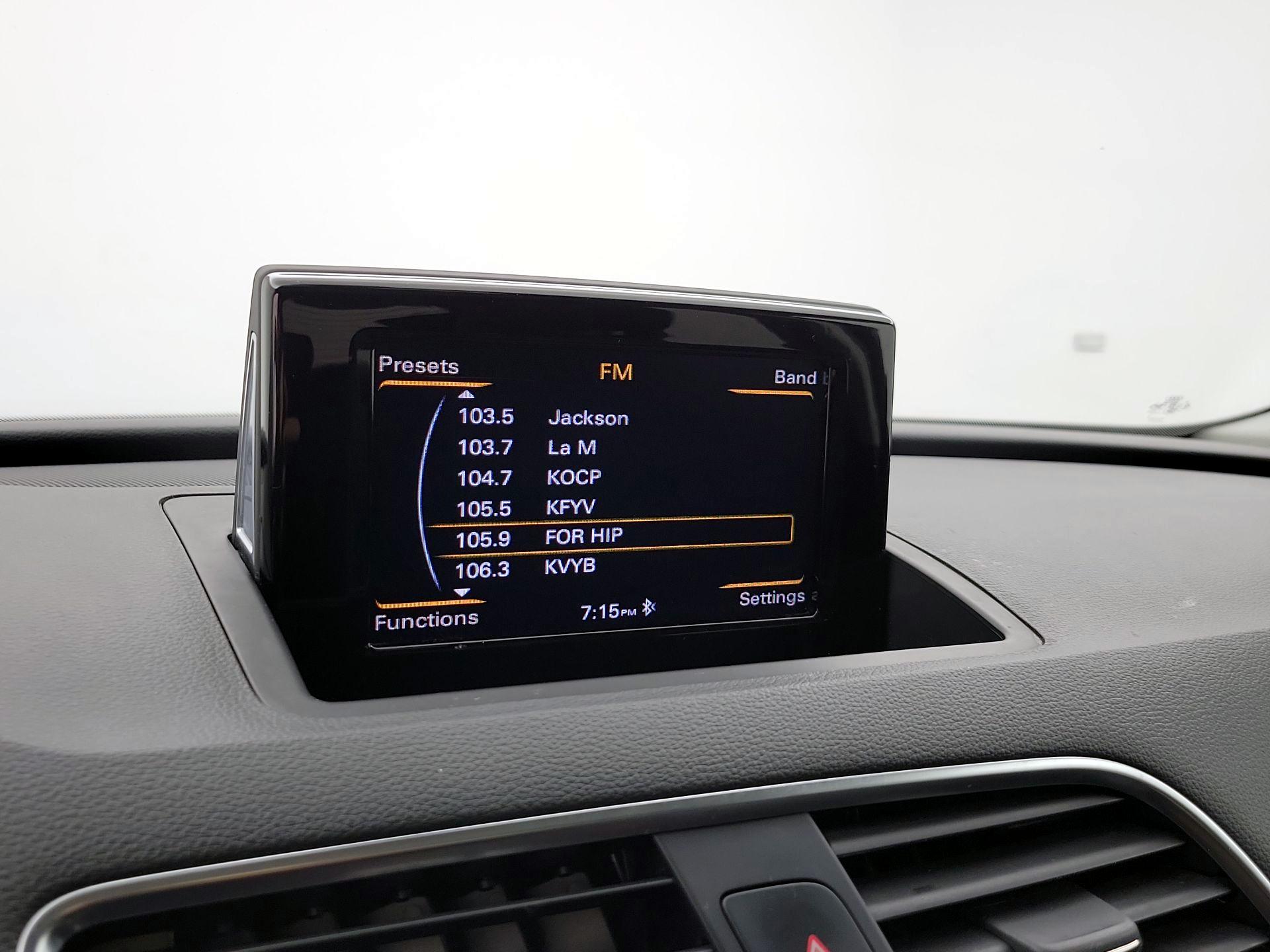Thumbnail: 2016 Audi Q3 - 15
