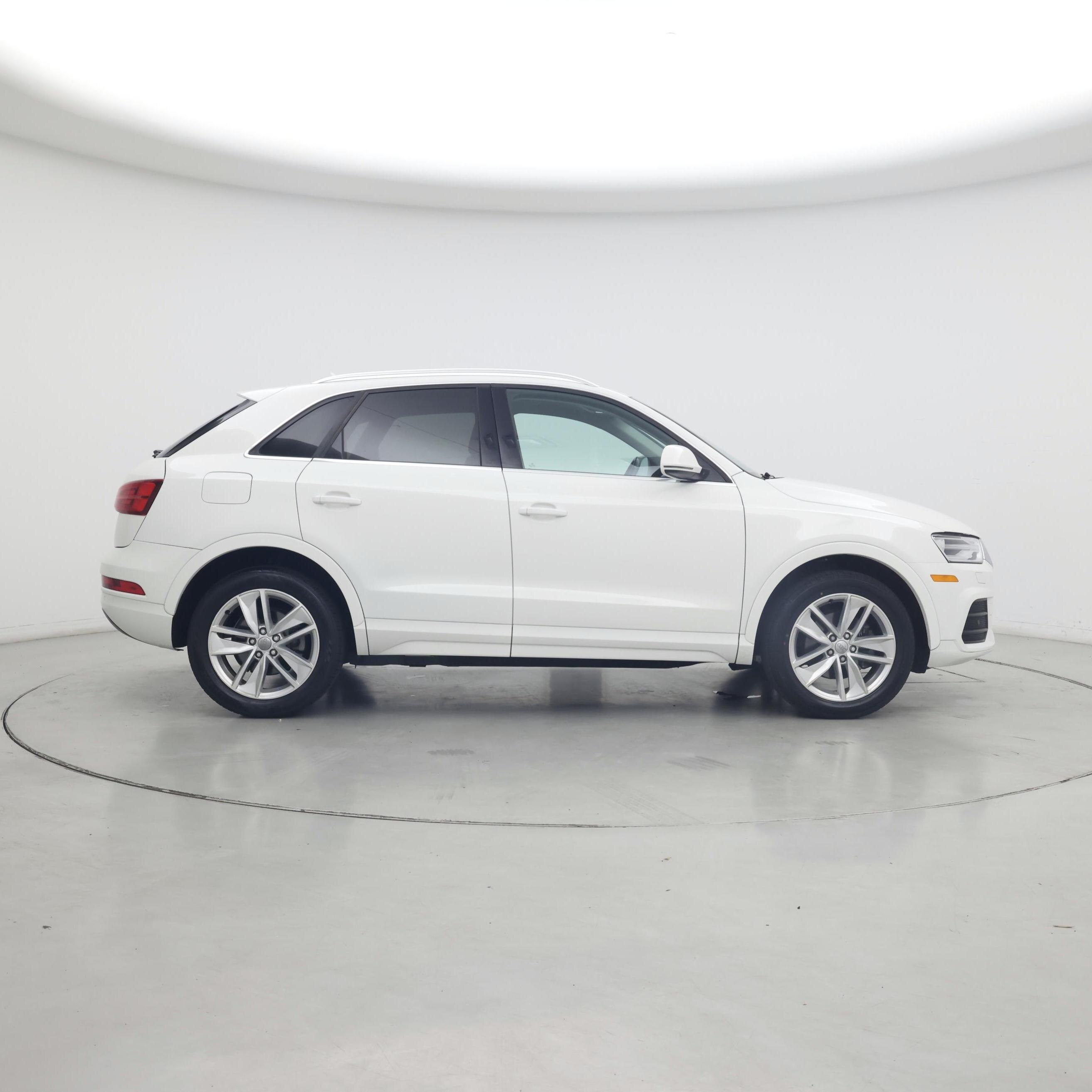 Thumbnail: 2016 Audi Q3 - 7