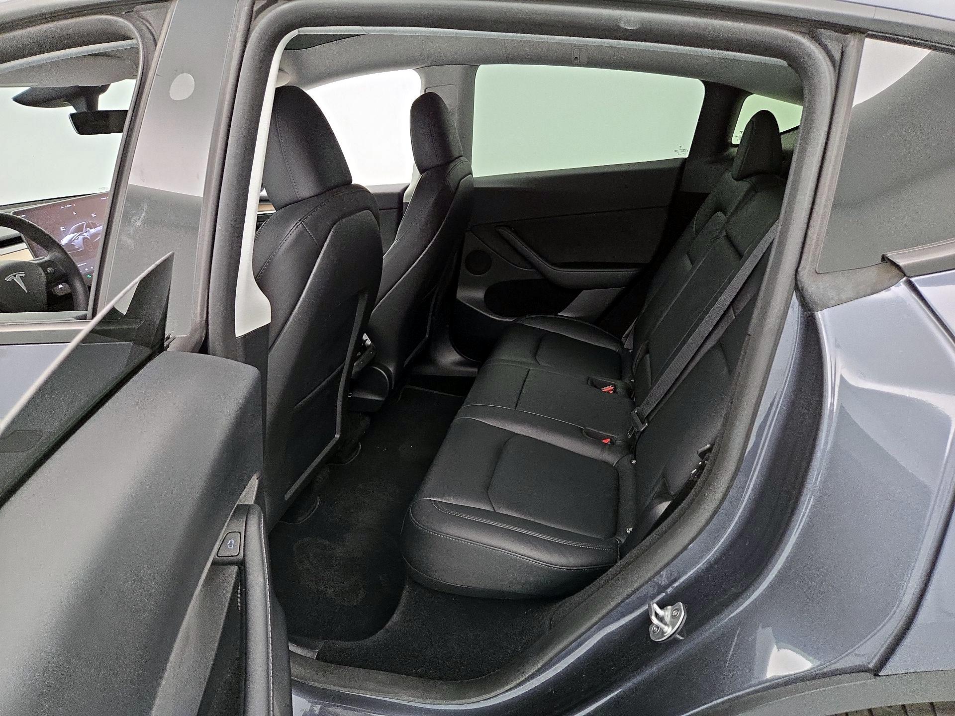 Thumbnail: 2023 Tesla Model Y - 19