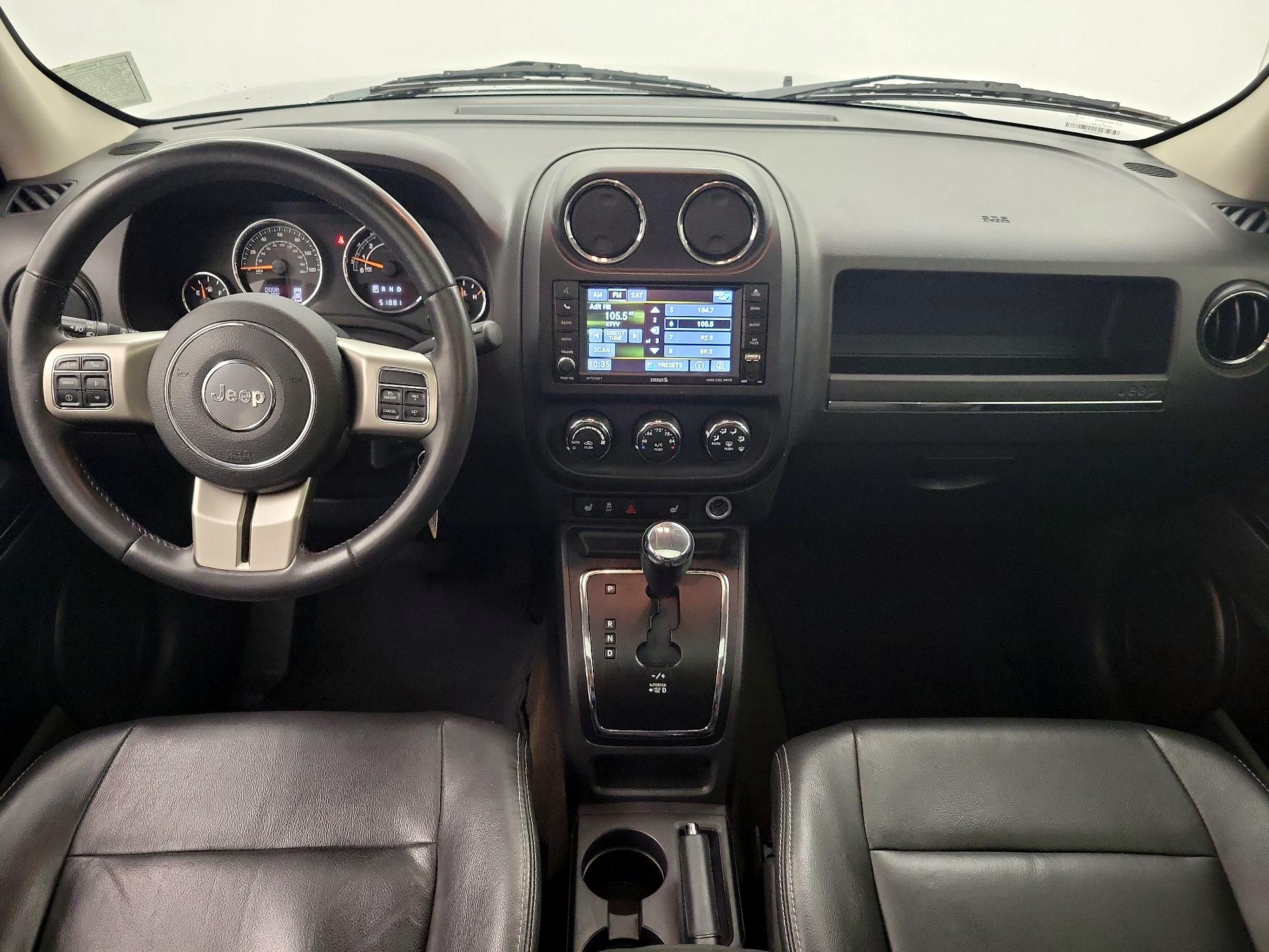 Thumbnail: 2015 Jeep Patriot - 9