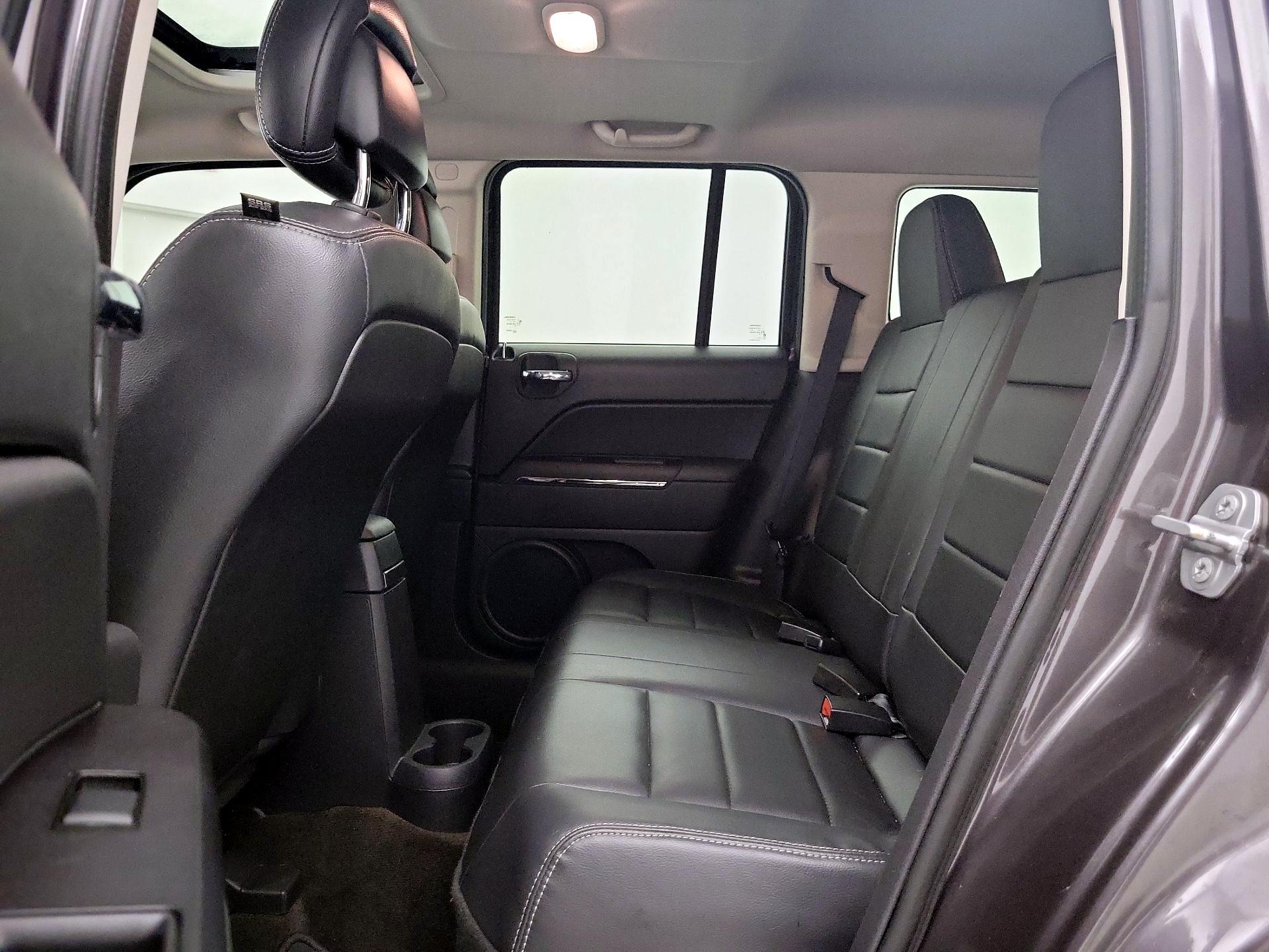 Thumbnail: 2015 Jeep Patriot - 18