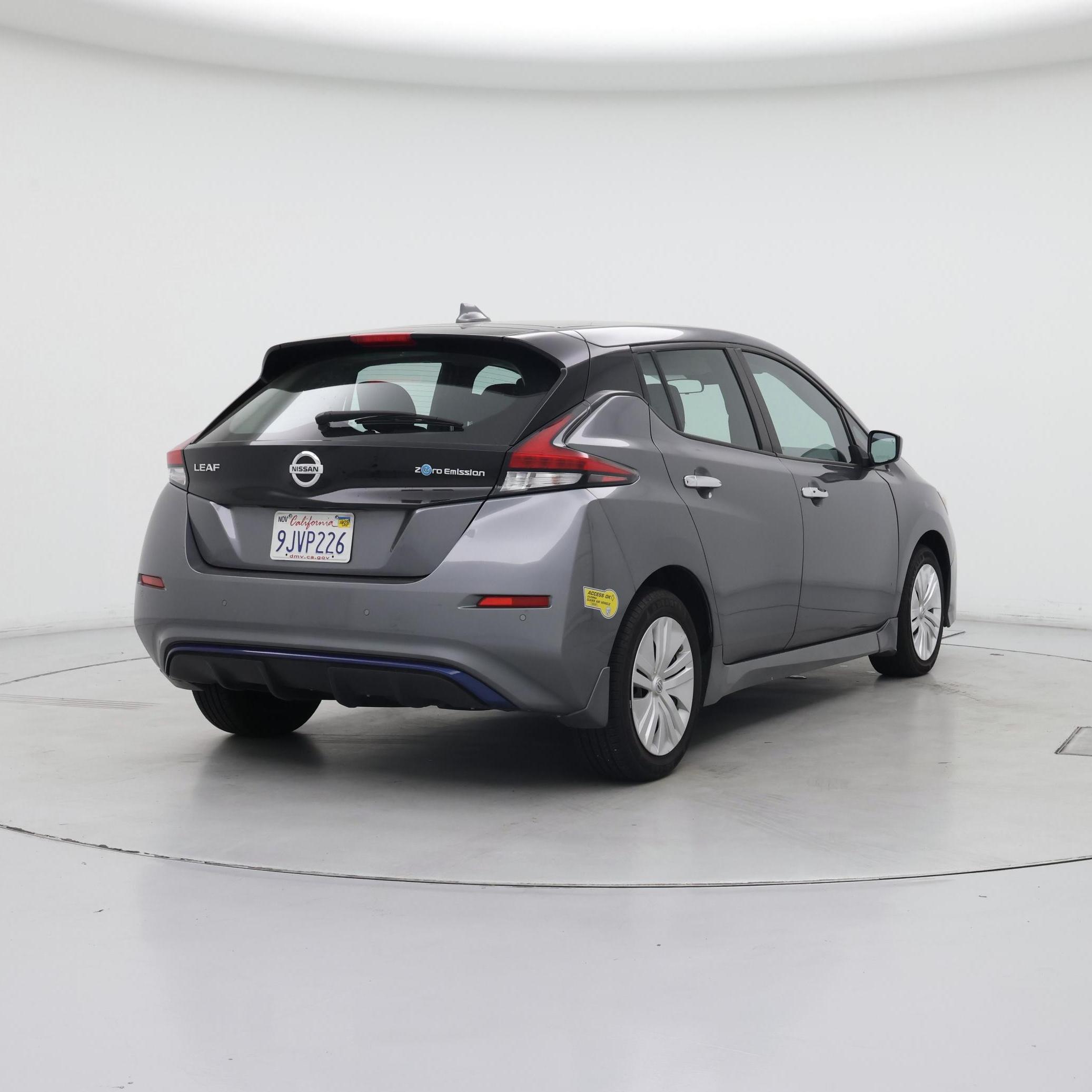 Thumbnail: 2022 Nissan Leaf - 8