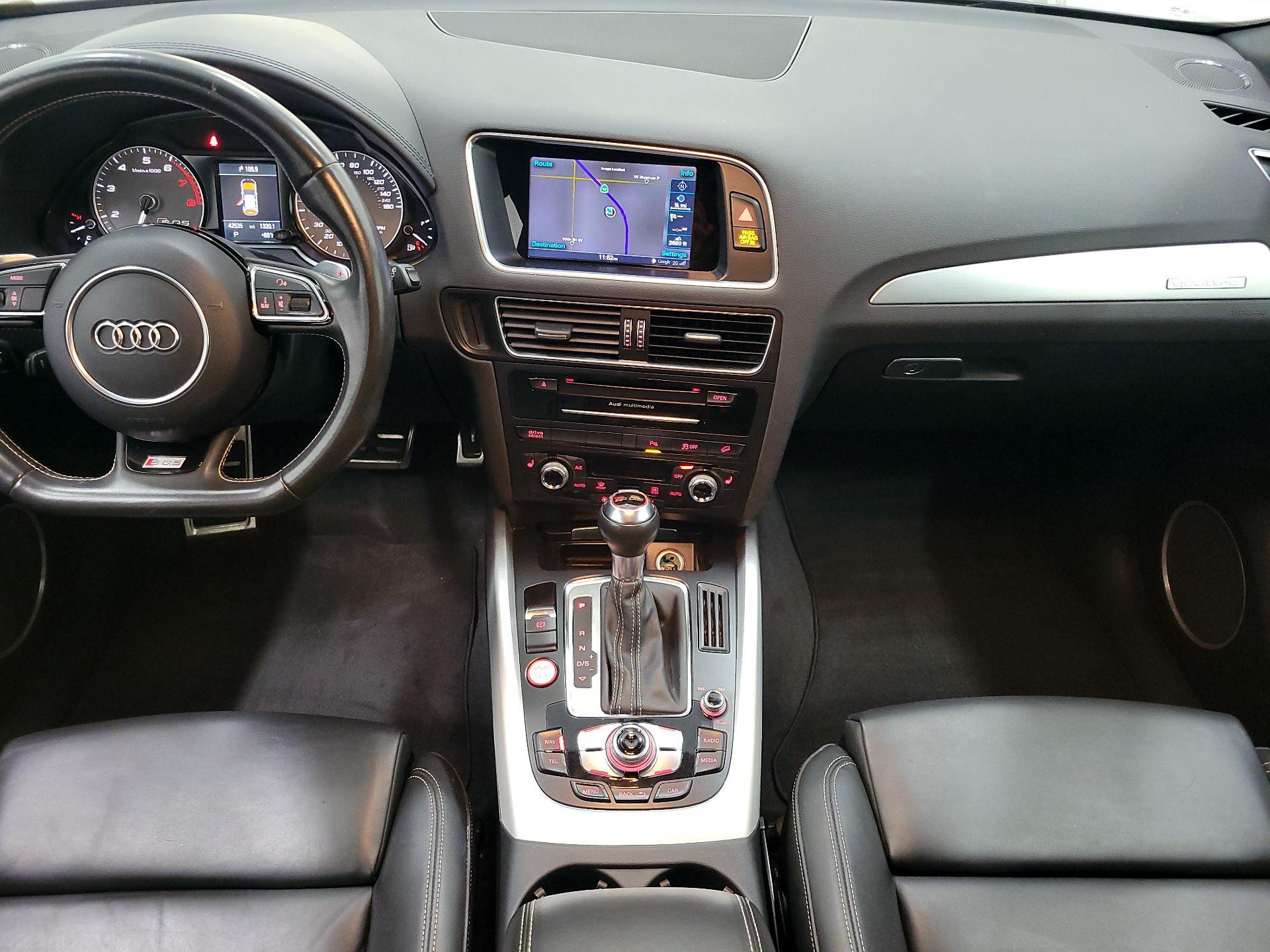 Thumbnail: 2016 Audi SQ5 - 9