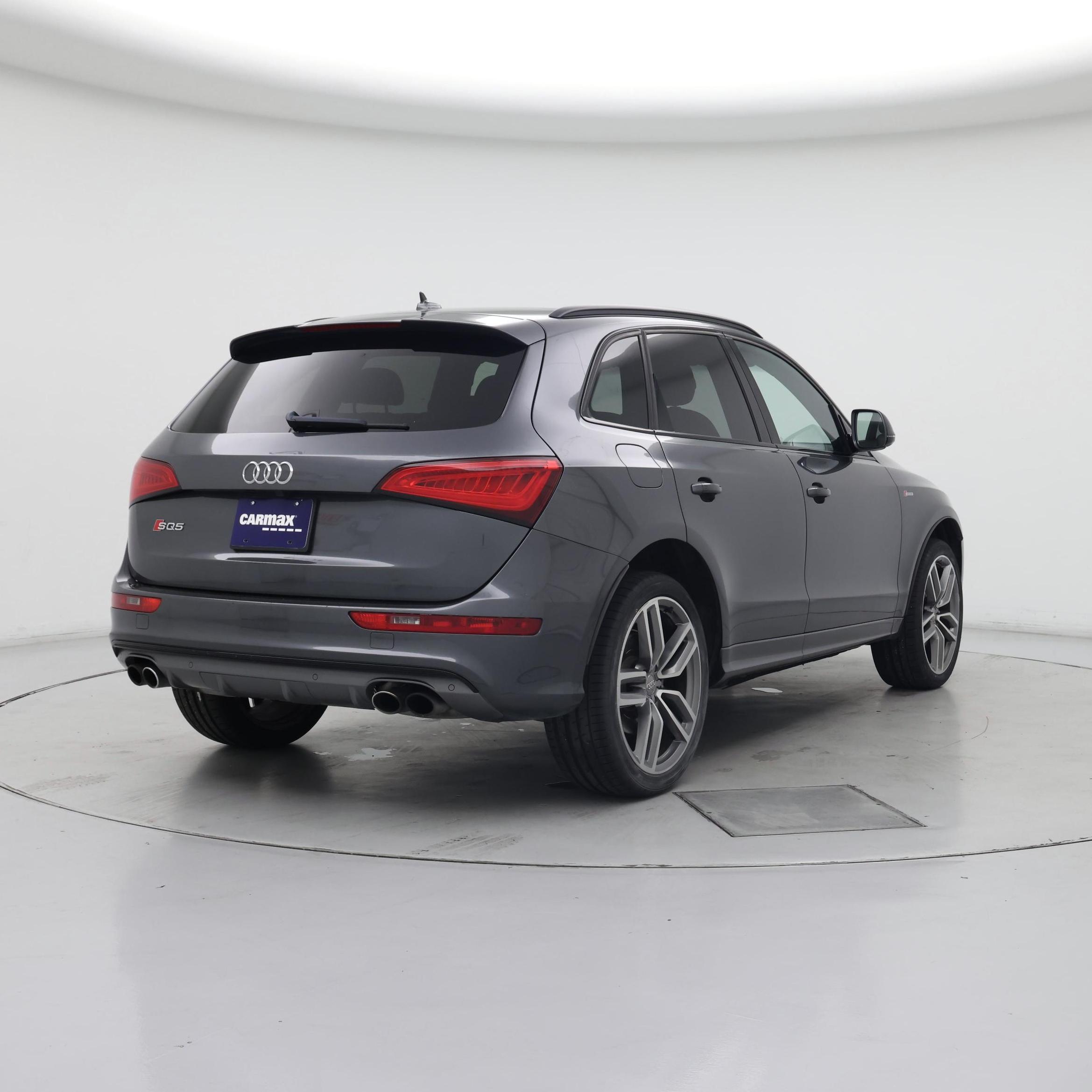 Thumbnail: 2016 Audi SQ5 - 8
