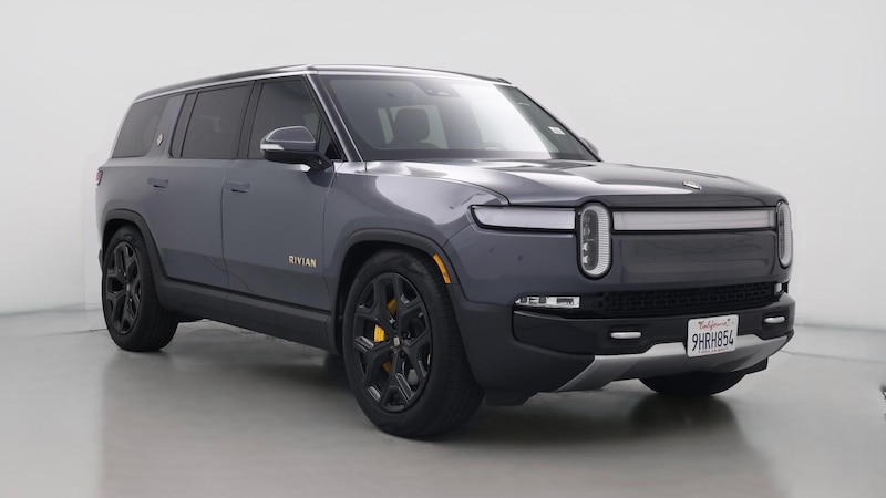 2023 Rivian R1S Adventure Hero Image