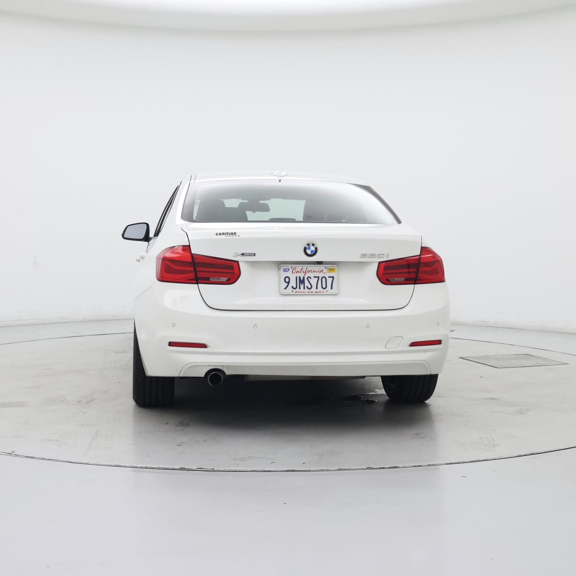 Thumbnail: 2017 BMW 3 Series - 6