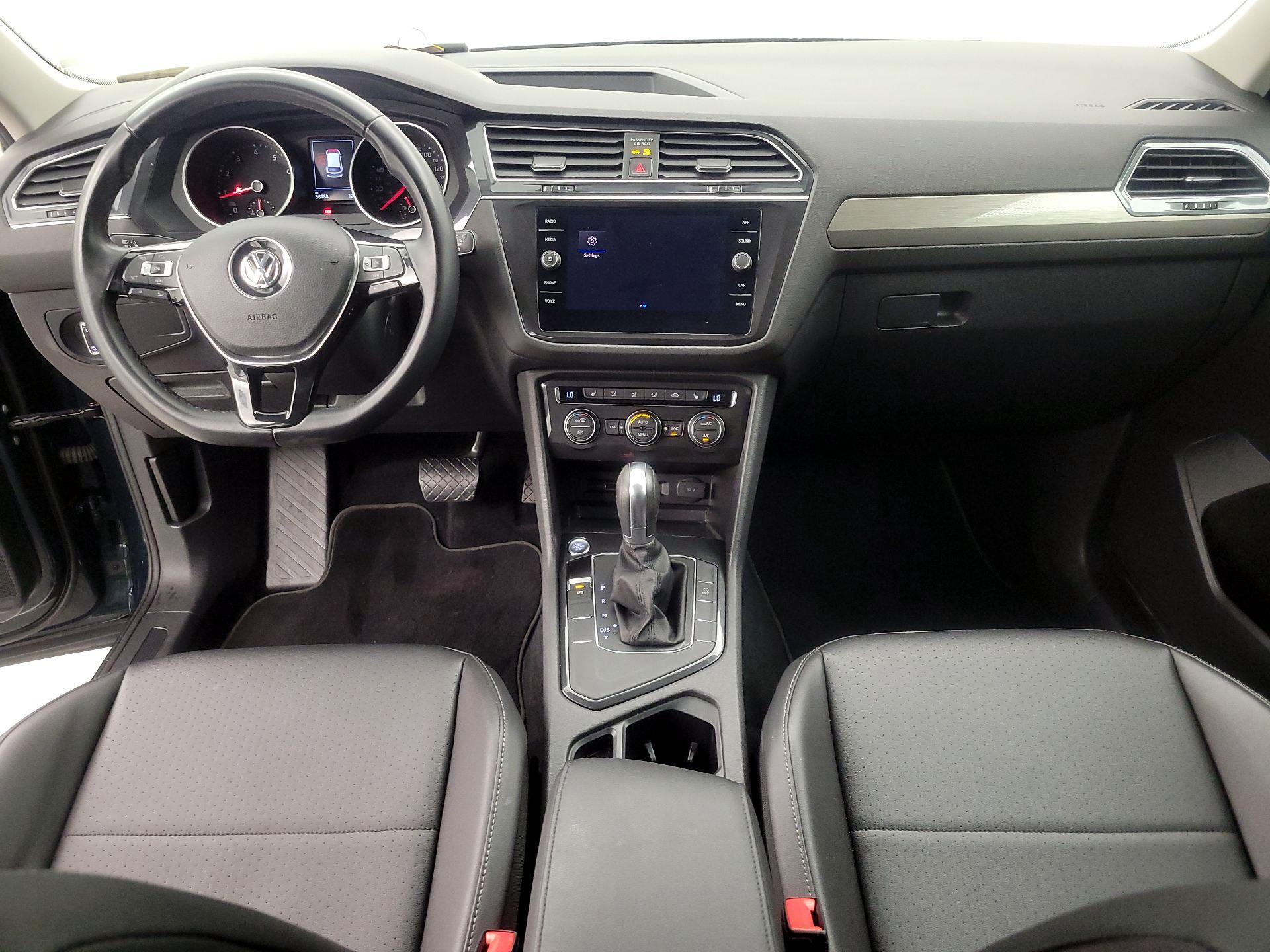 Thumbnail: 2019 Volkswagen Tiguan - 9