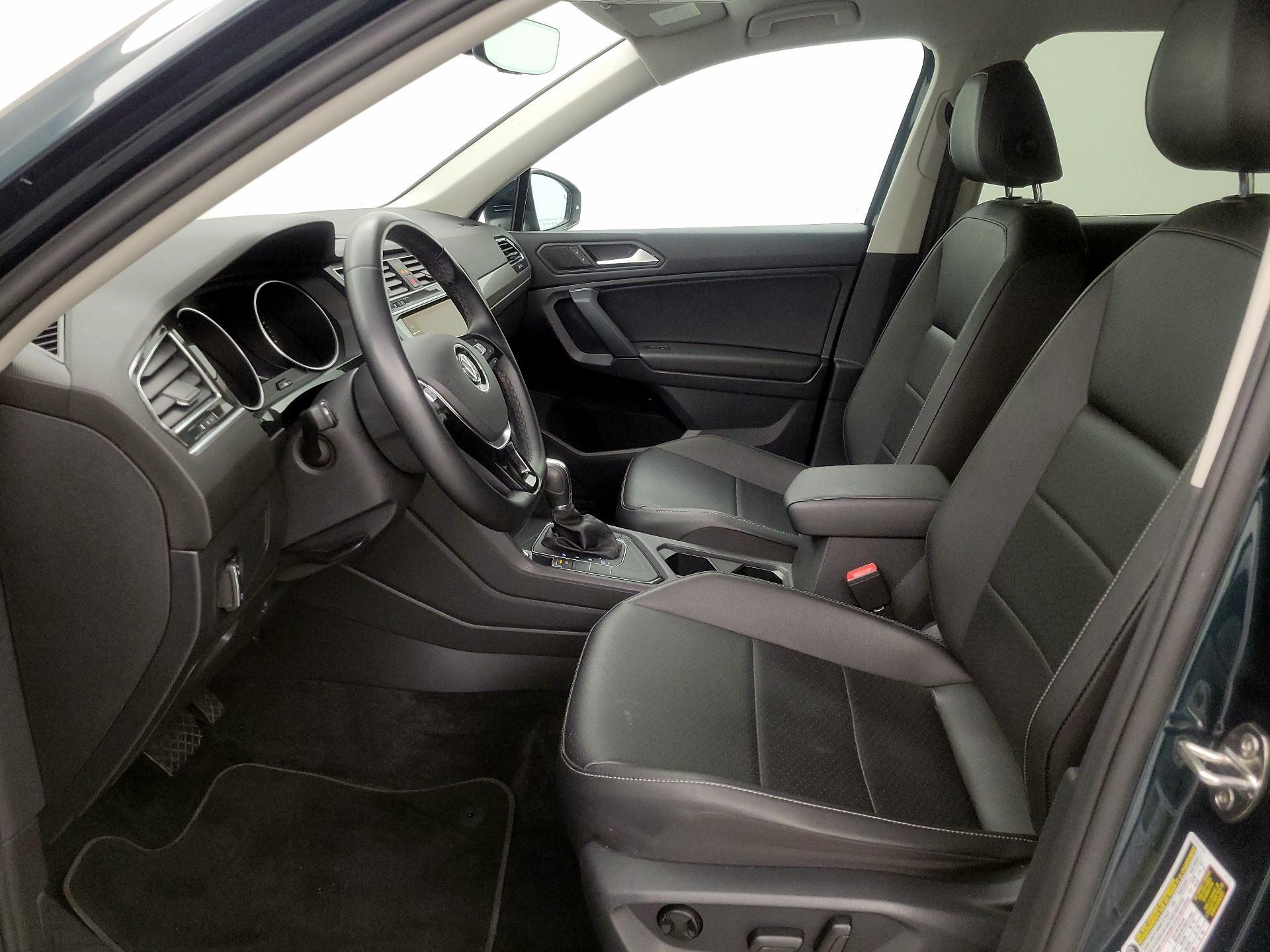 Thumbnail: 2019 Volkswagen Tiguan - 11