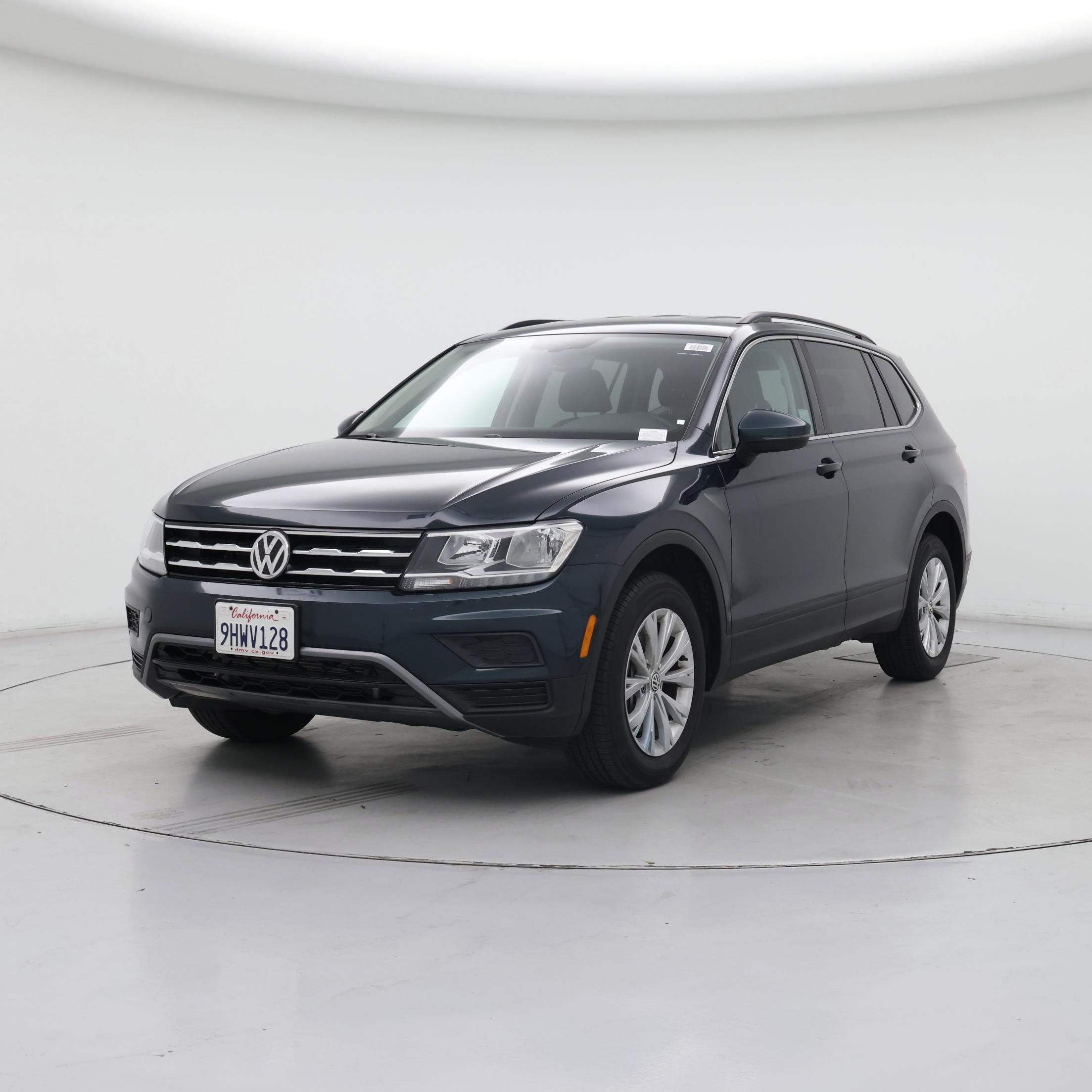 Thumbnail: 2019 Volkswagen Tiguan - 4