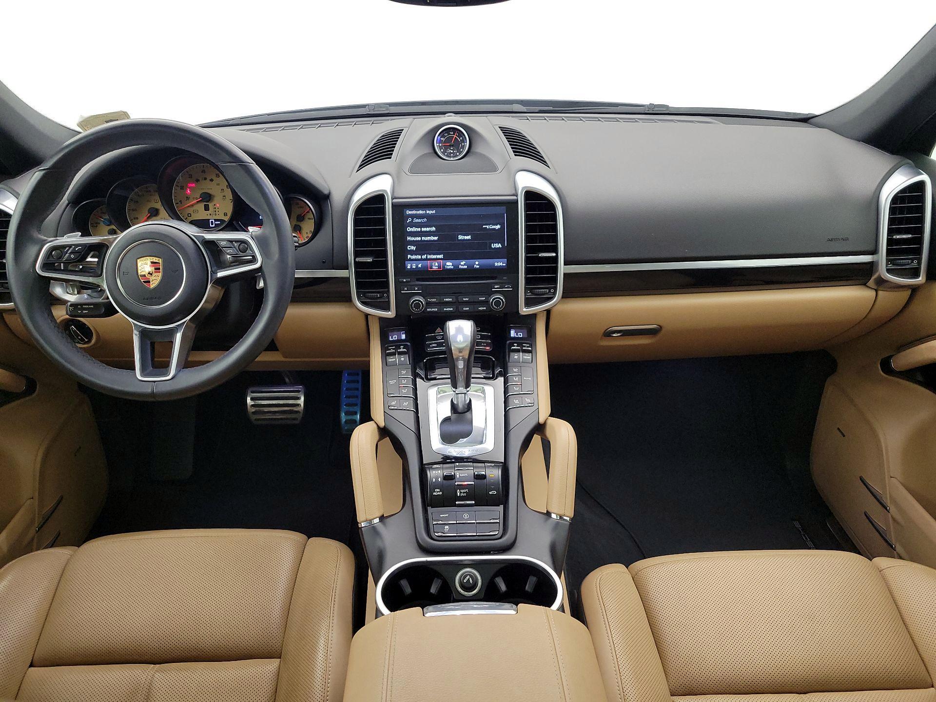 Thumbnail: 2018 Porsche Cayenne - 9