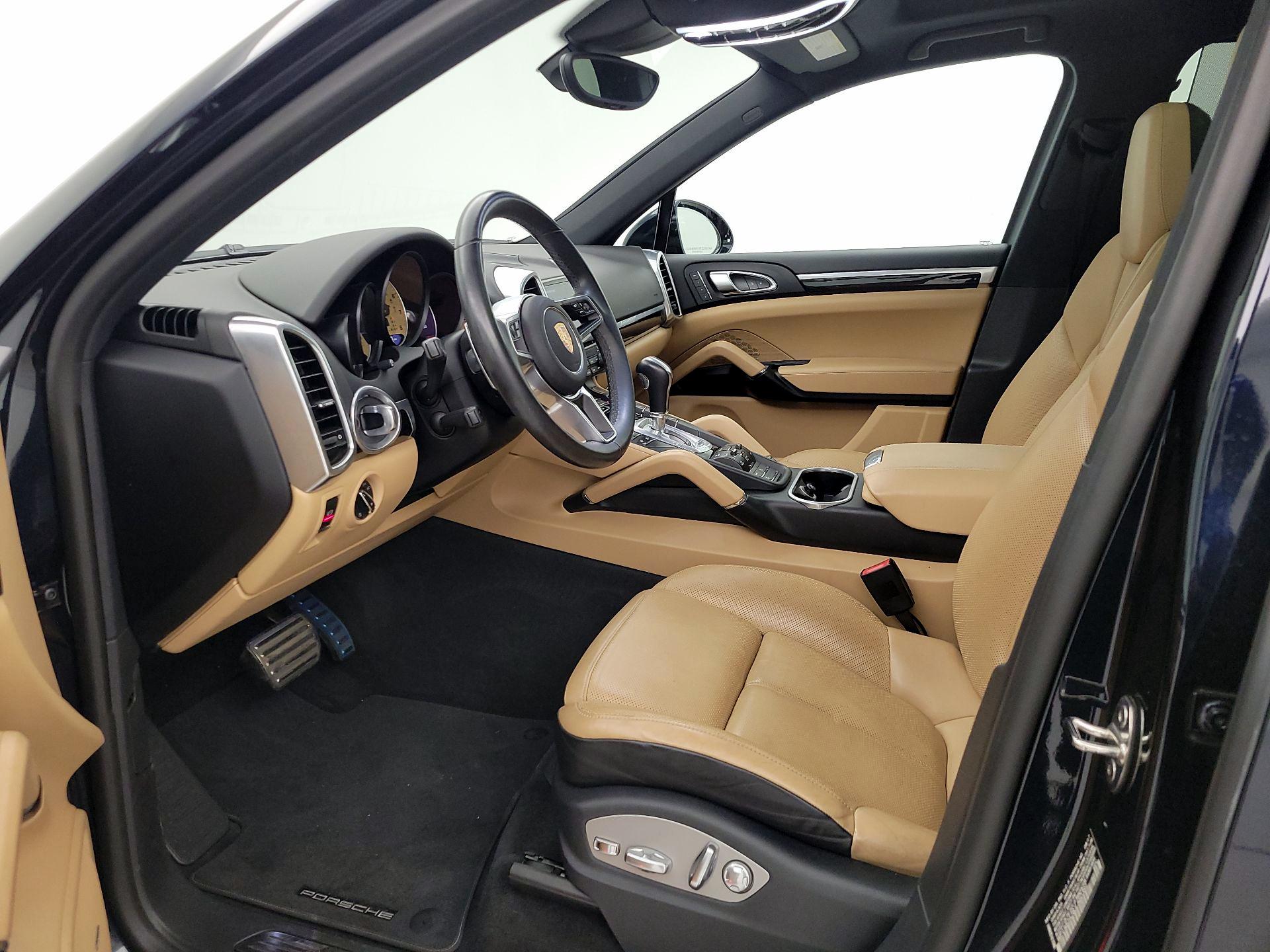 Thumbnail: 2018 Porsche Cayenne - 11