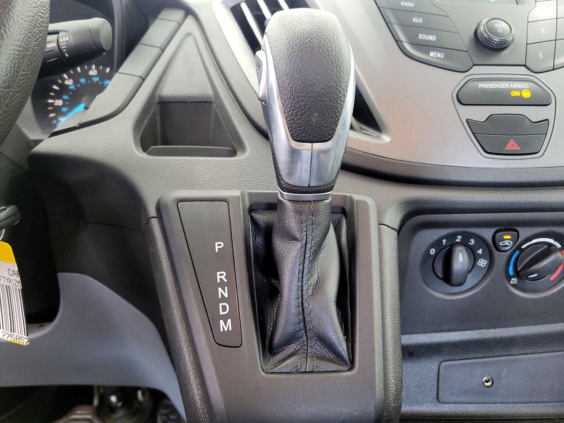 Thumbnail: 2019 Ford Transit Series - 16