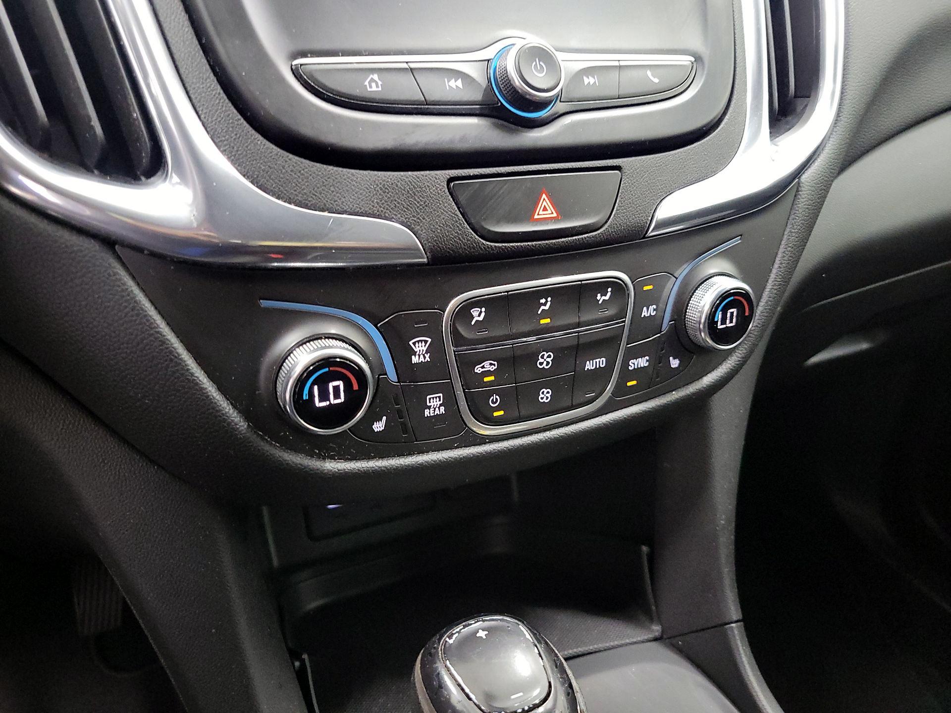 Thumbnail: 2020 Chevrolet Equinox - 16