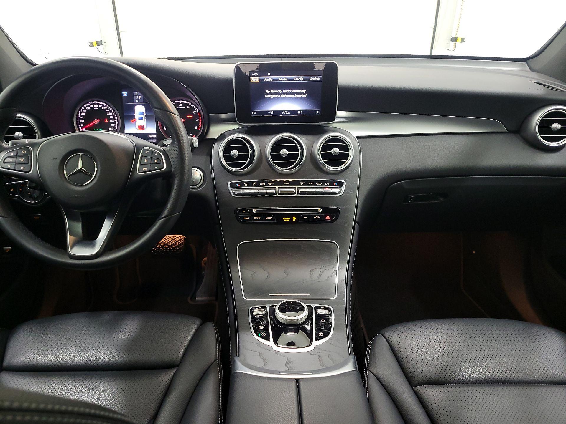Thumbnail: 2018 Mercedes-Benz GLC - 9