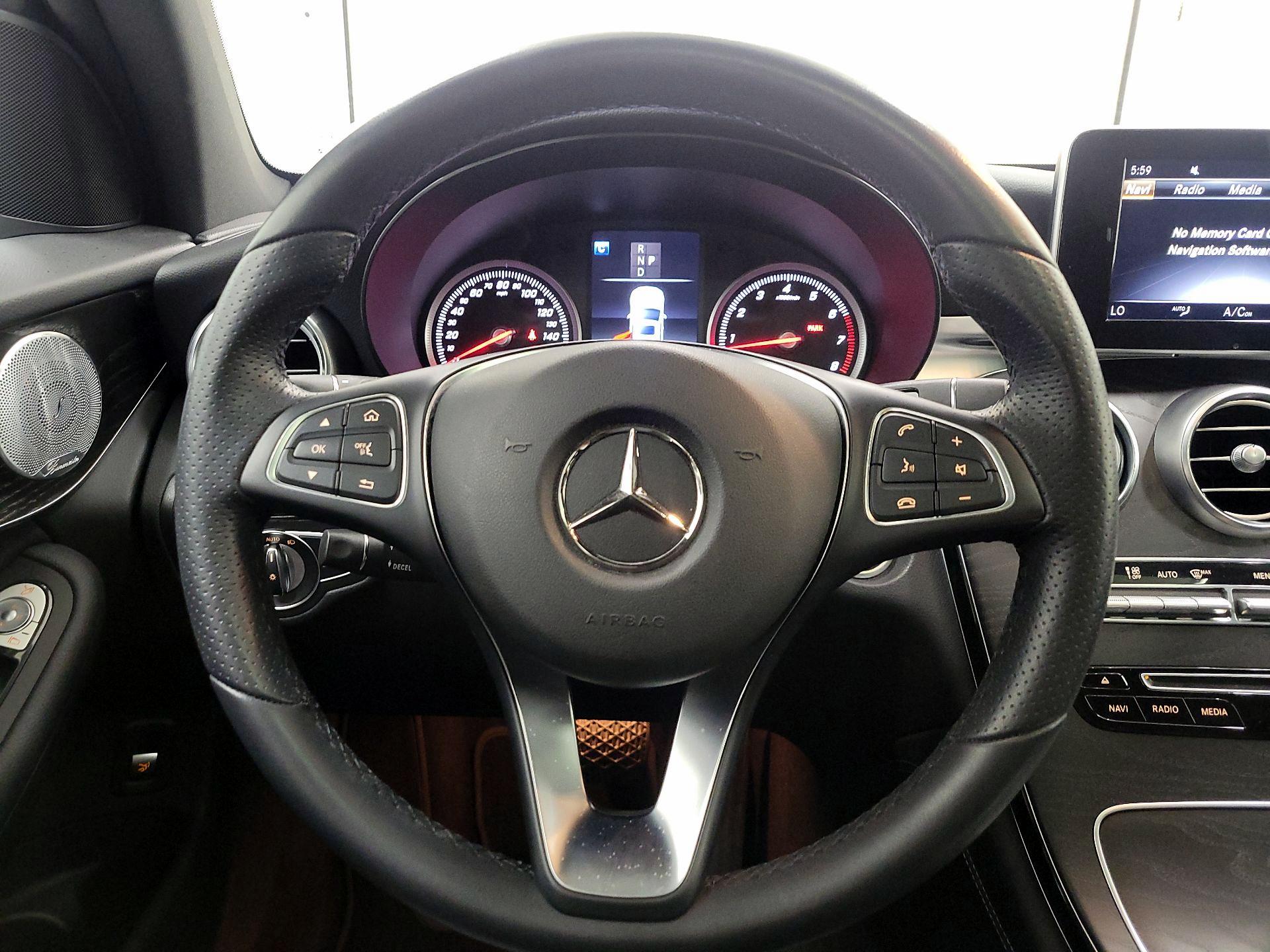 Thumbnail: 2018 Mercedes-Benz GLC - 10