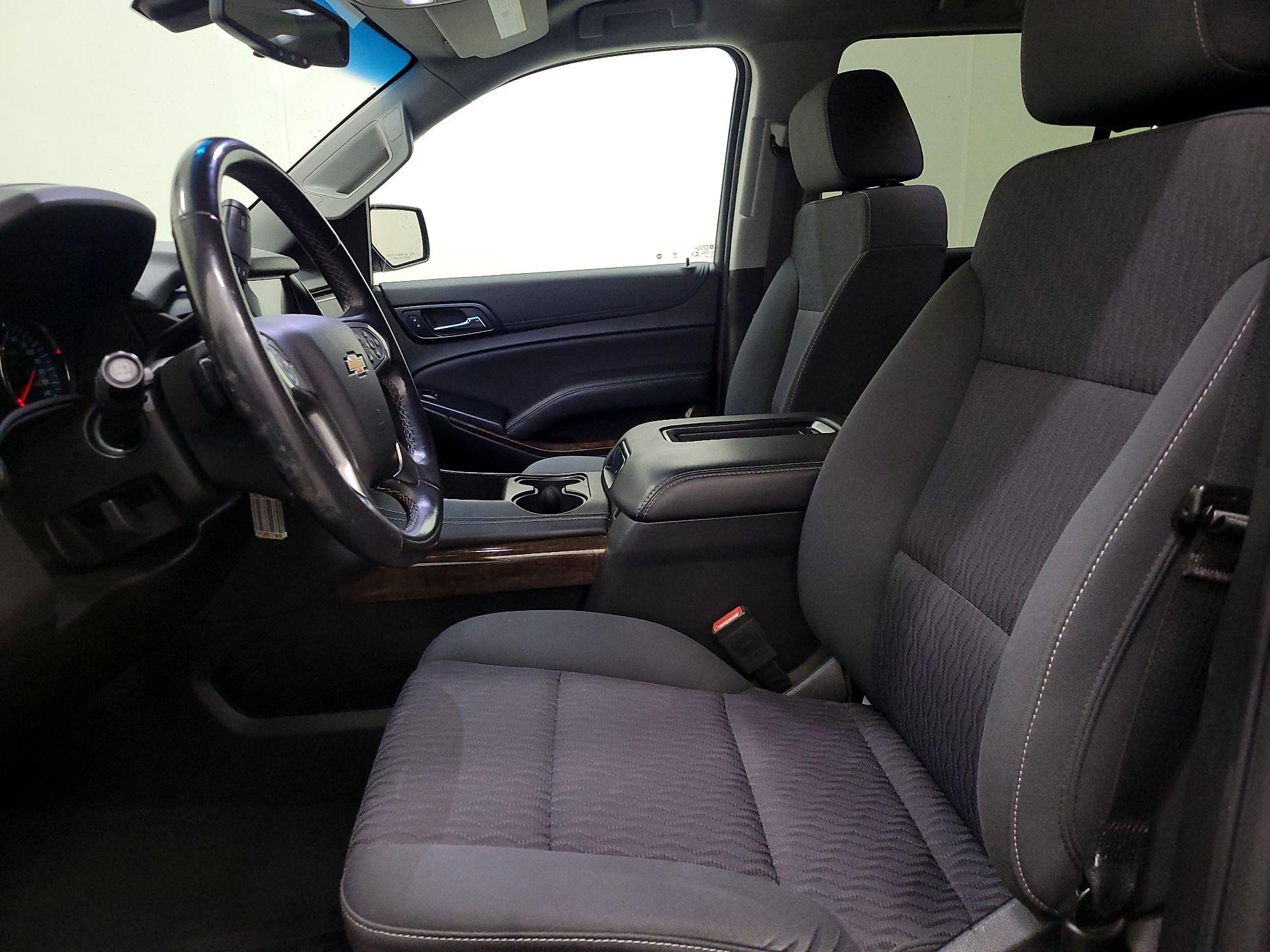 Thumbnail: 2019 Chevrolet Tahoe - 11