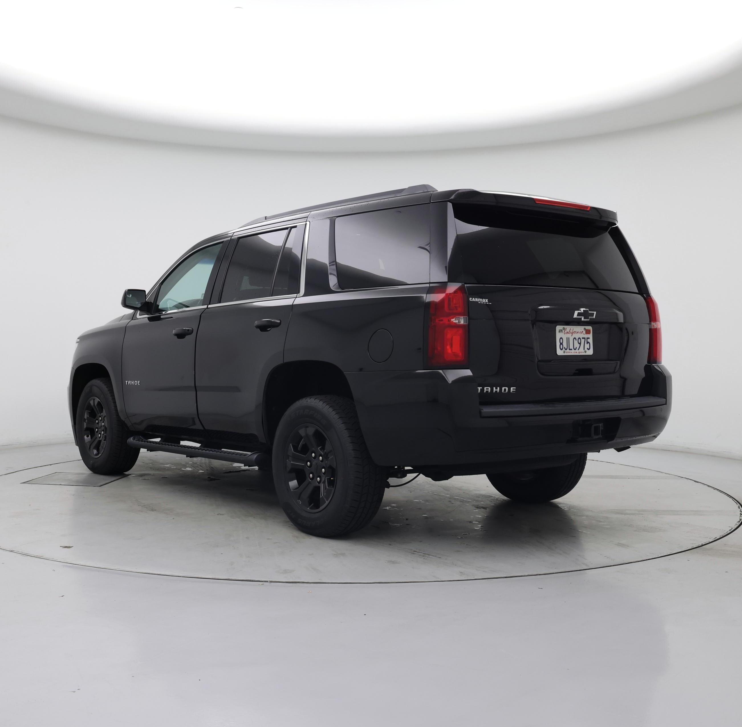 Thumbnail: 2019 Chevrolet Tahoe - 2